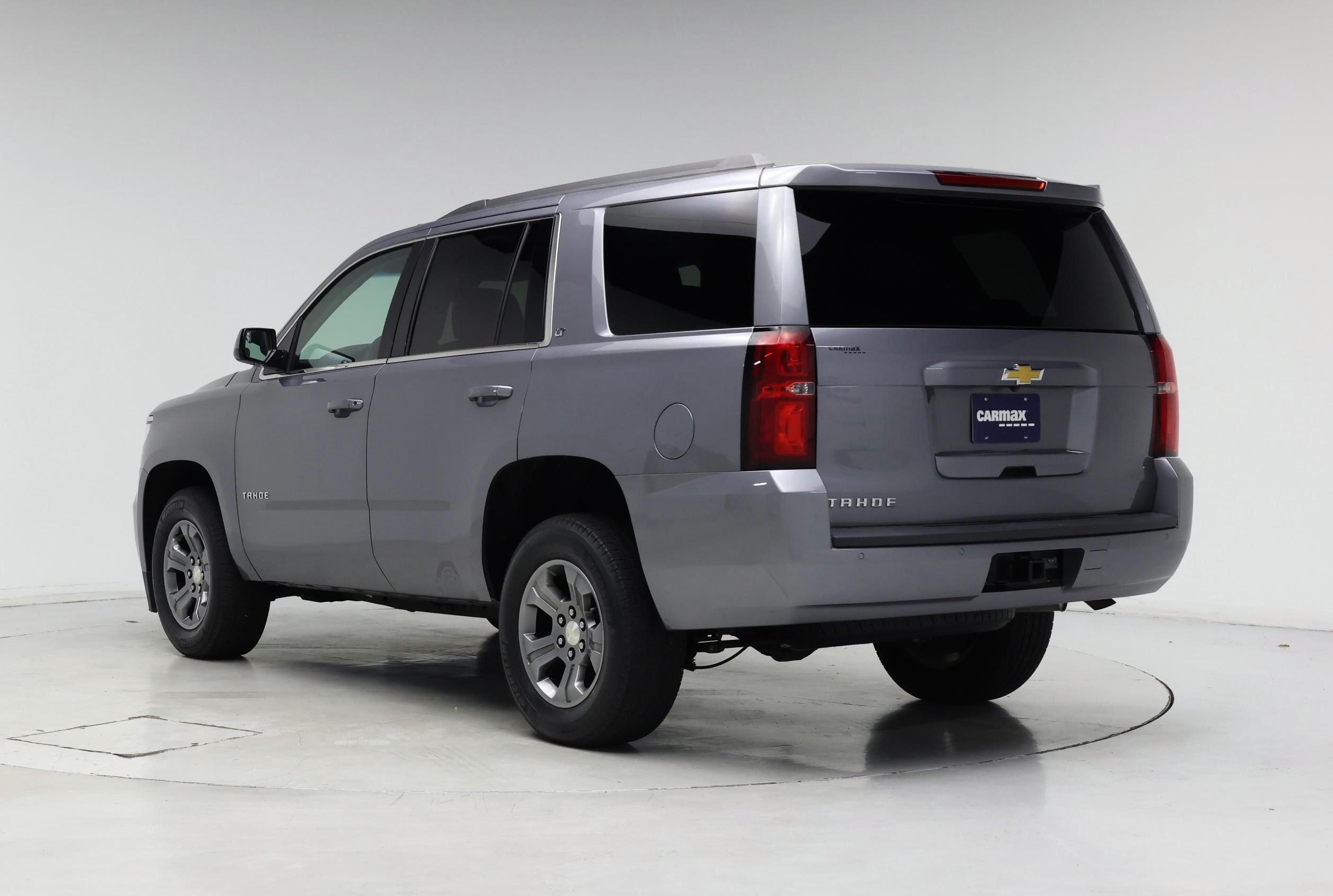 Thumbnail: 2019 Chevrolet Tahoe - 2