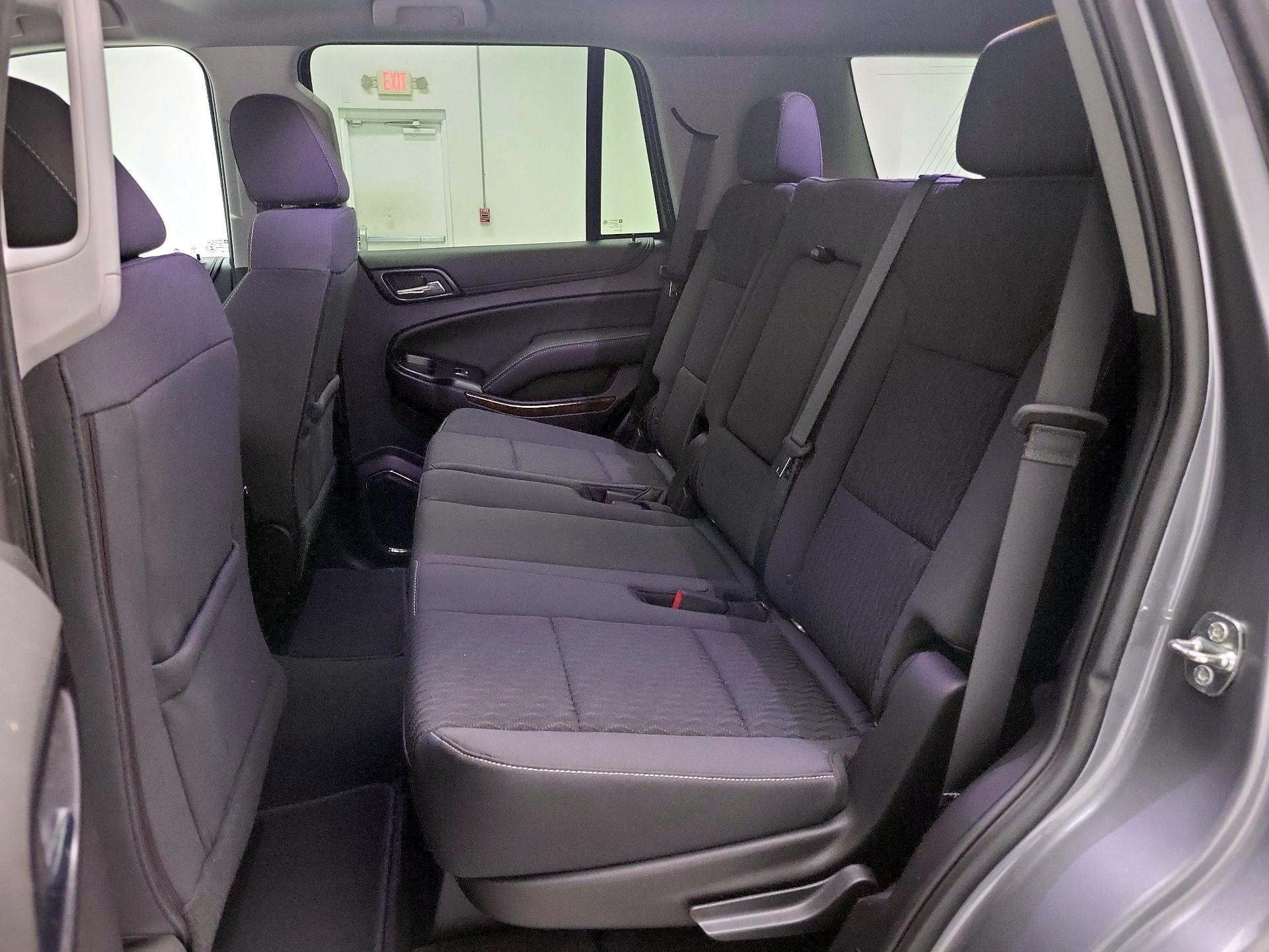 Thumbnail: 2019 Chevrolet Tahoe - 19