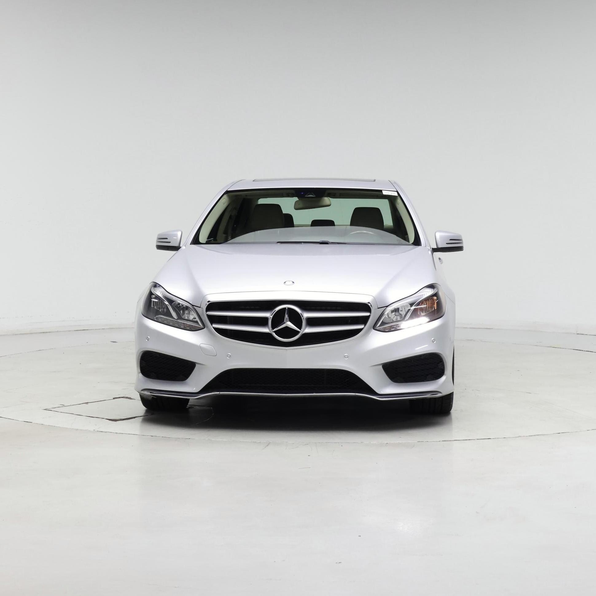 Thumbnail: 2016 Mercedes-Benz E-Class - 5