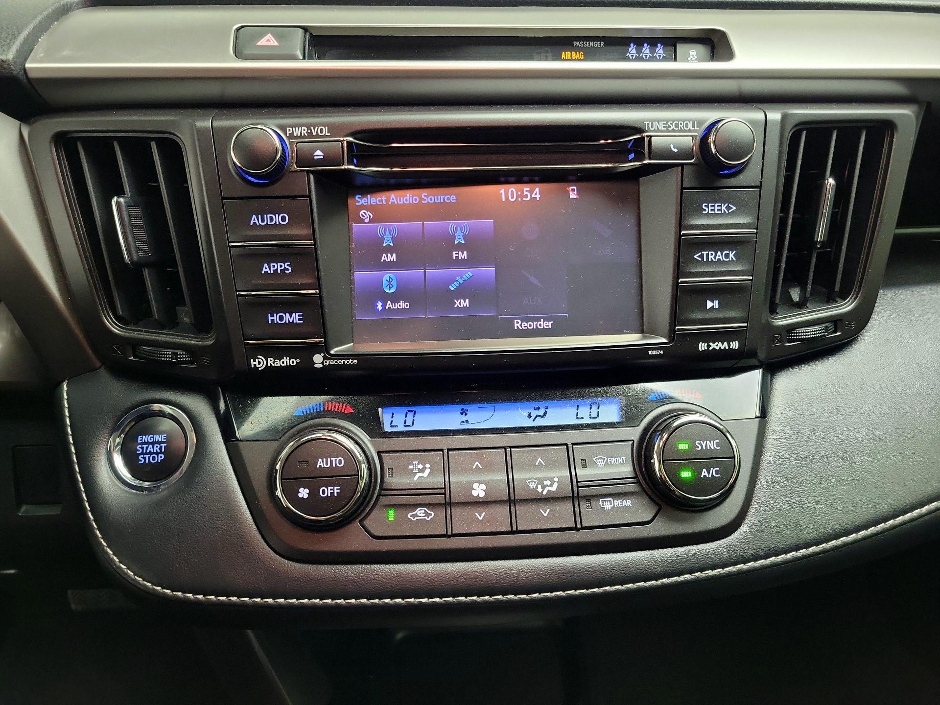 Thumbnail: 2018 Toyota RAV4 - 15