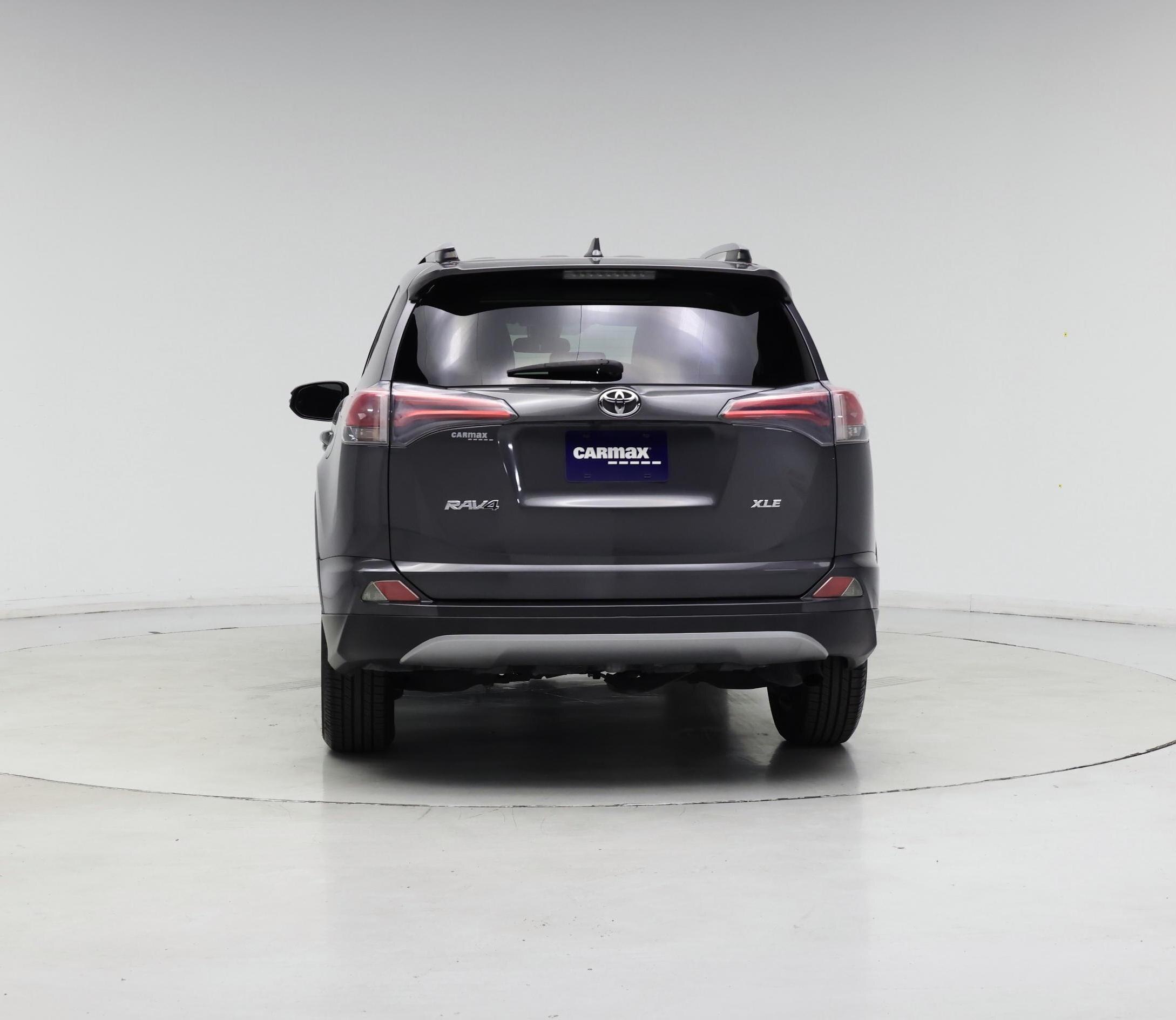 Thumbnail: 2018 Toyota RAV4 - 6