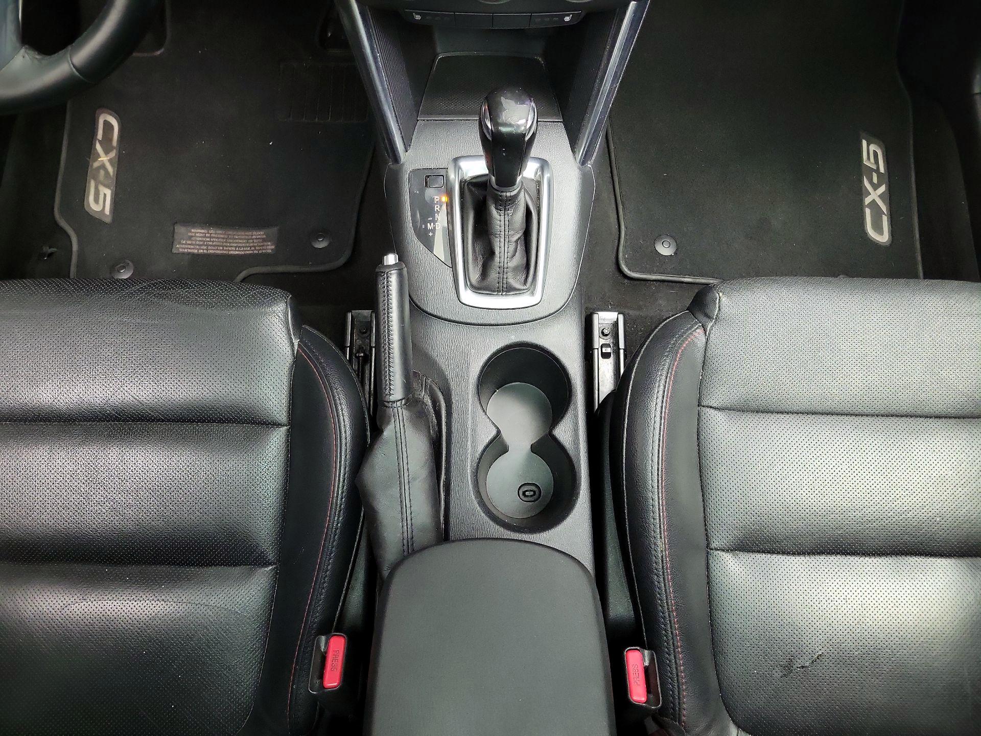 Thumbnail: 2015 Mazda CX-5 - 17