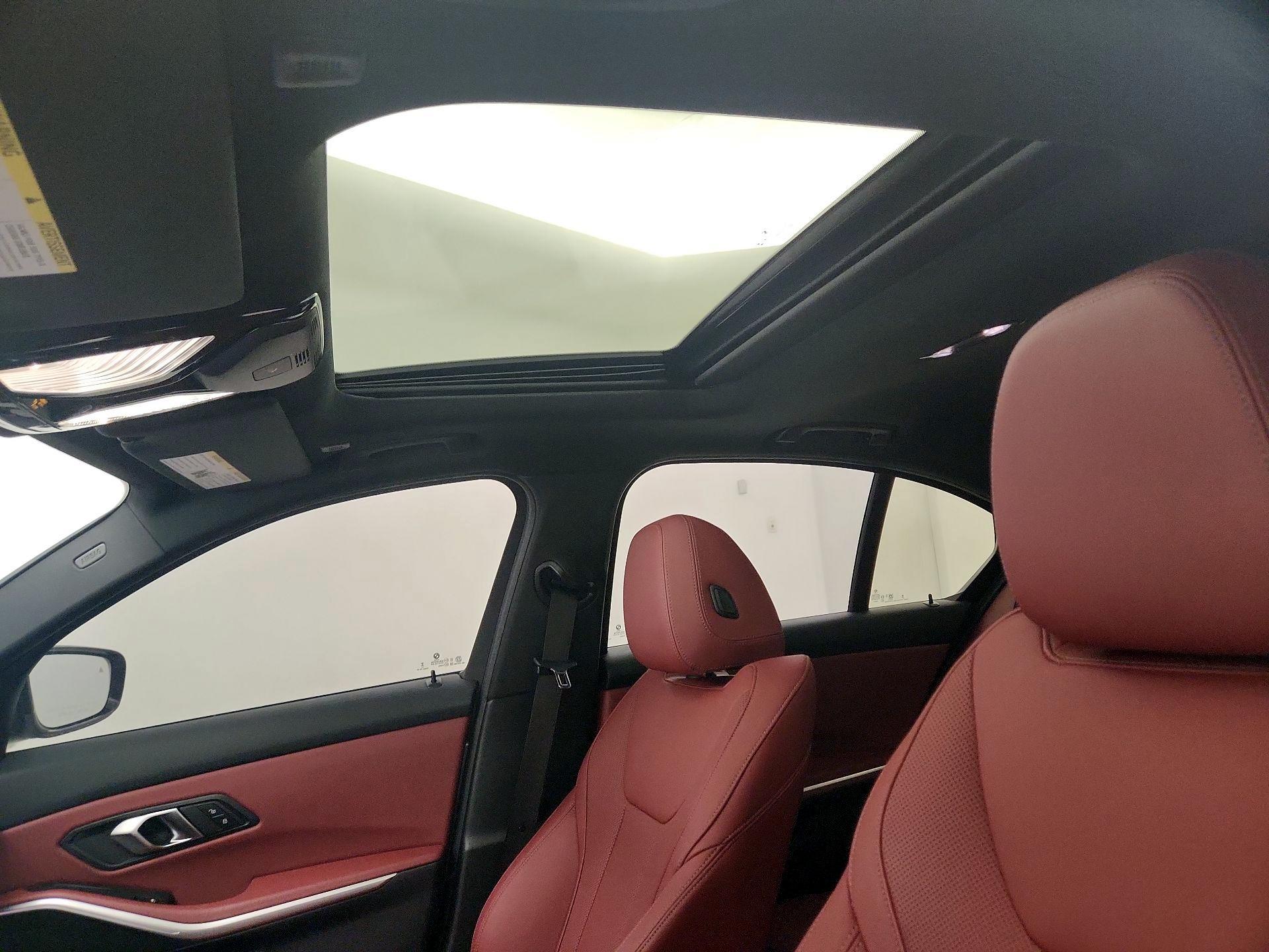 Thumbnail: 2024 BMW 3 Series - 20