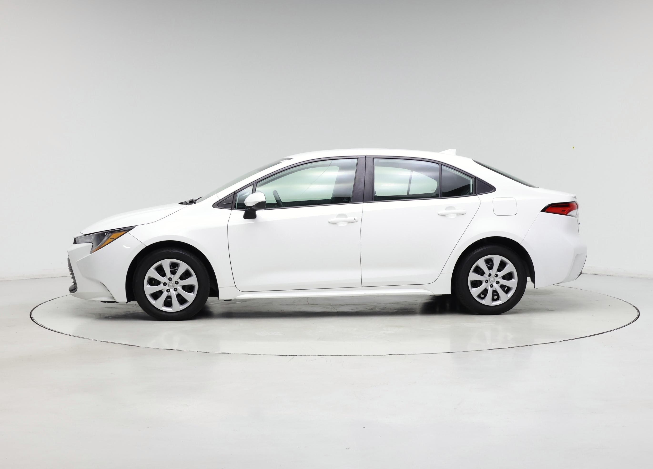 Thumbnail: 2023 Toyota Corolla - 3