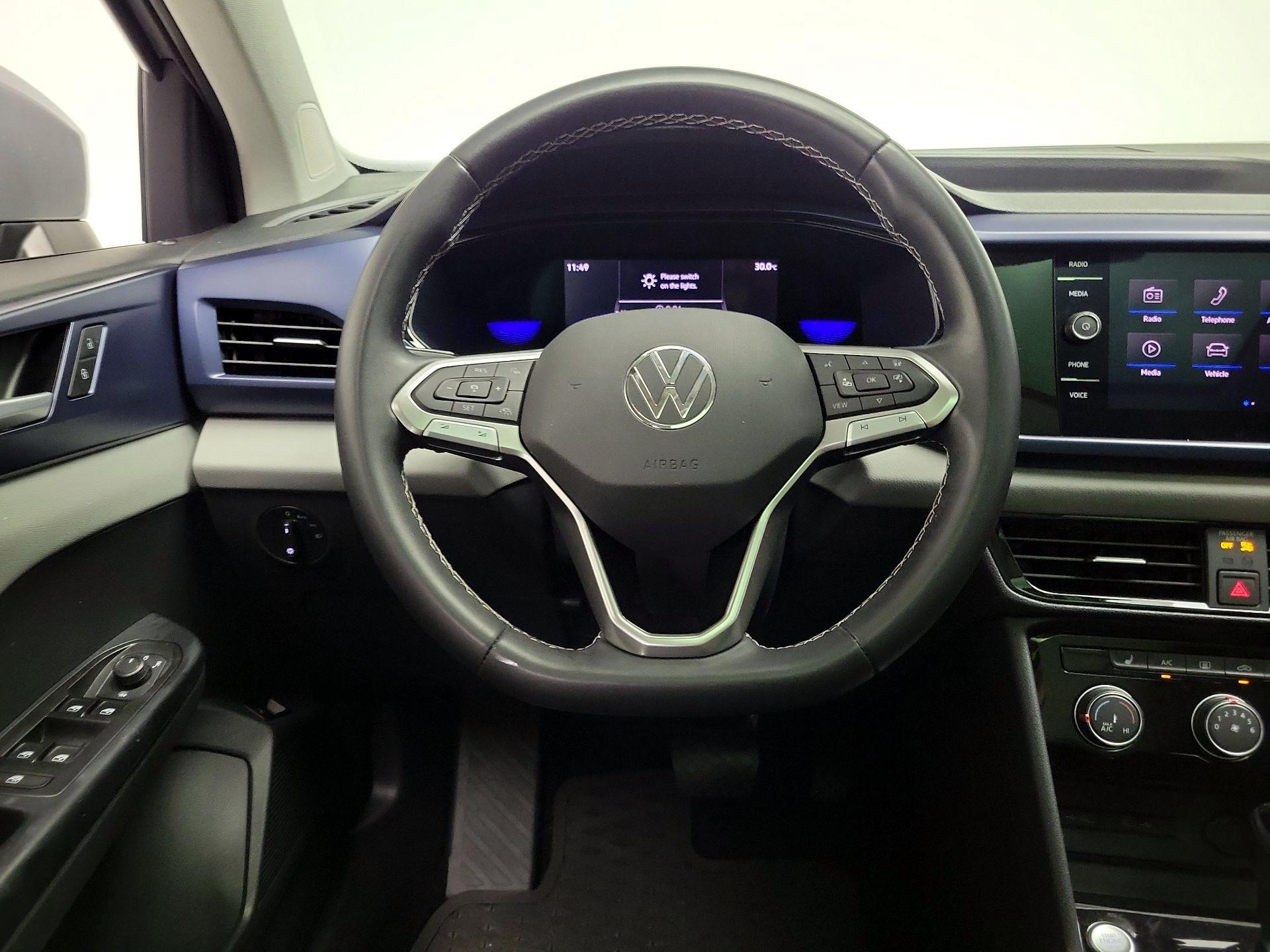 Thumbnail: 2023 Volkswagen Taos - 10