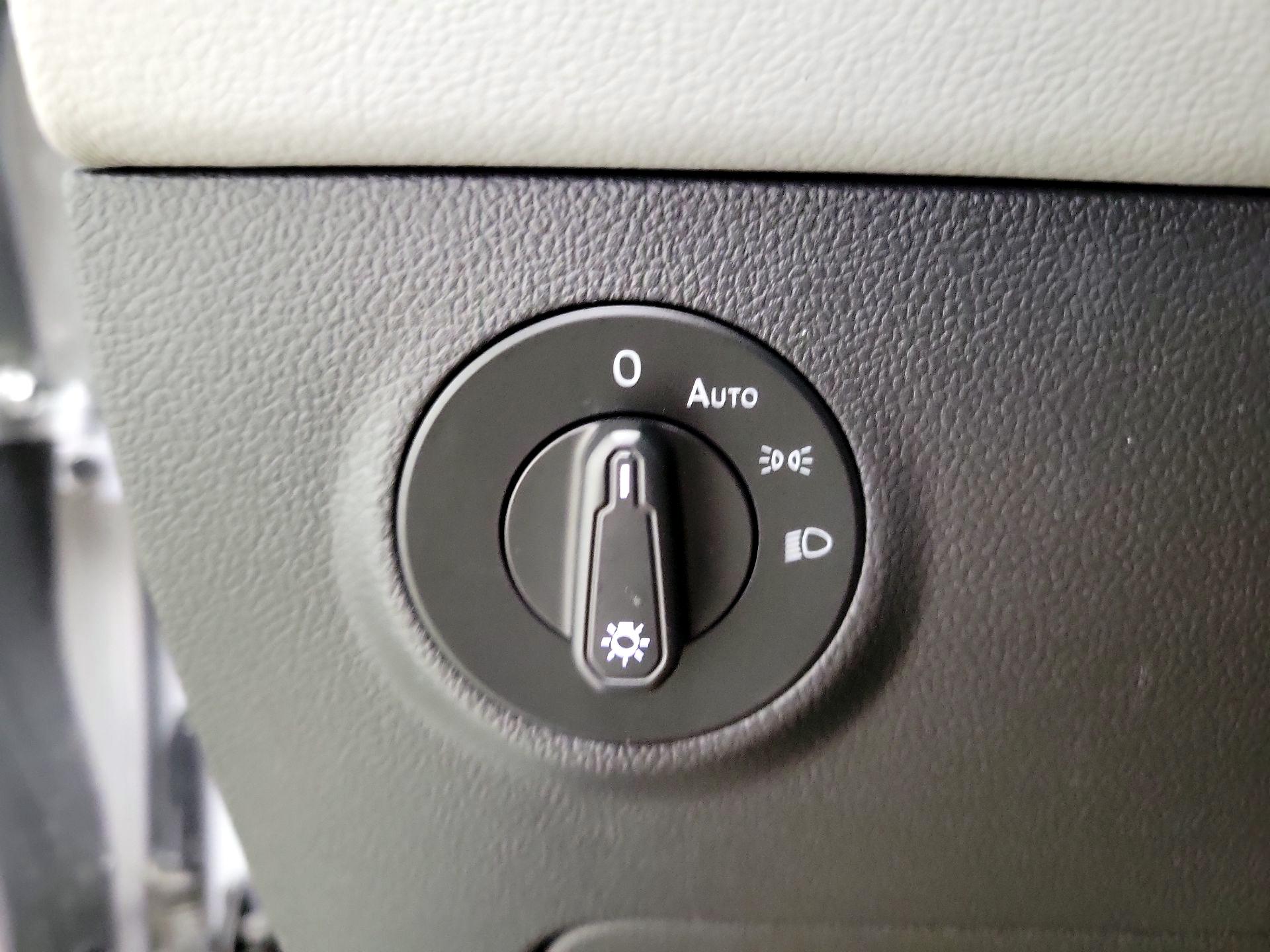 Thumbnail: 2023 Volkswagen Taos - 13