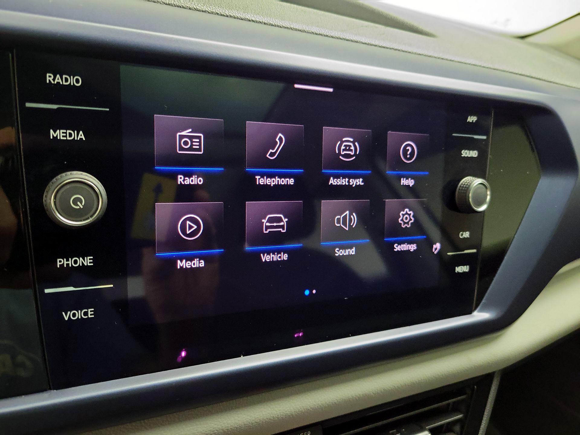 Thumbnail: 2023 Volkswagen Taos - 14