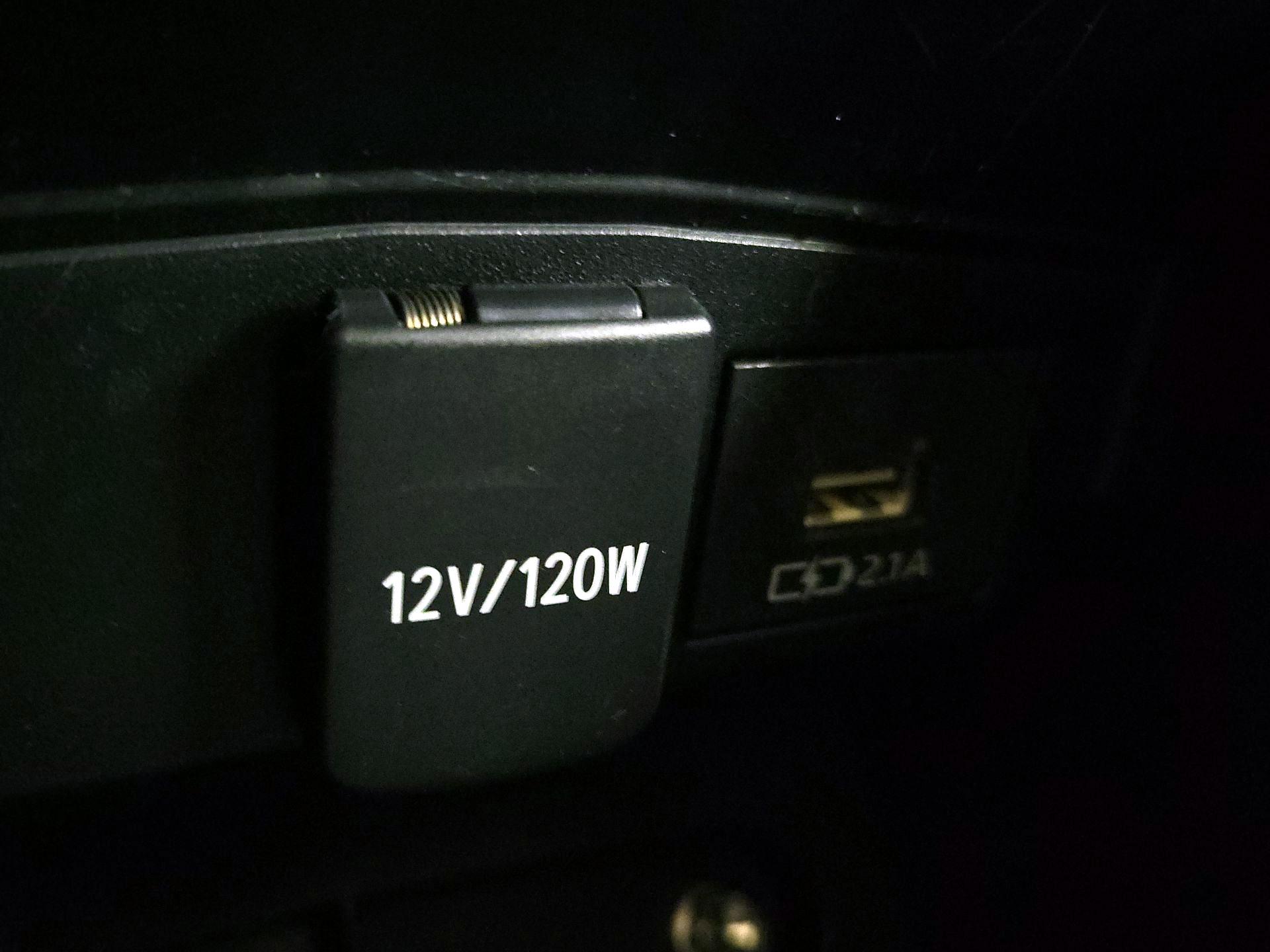 Thumbnail: 2021 Toyota Corolla - 18