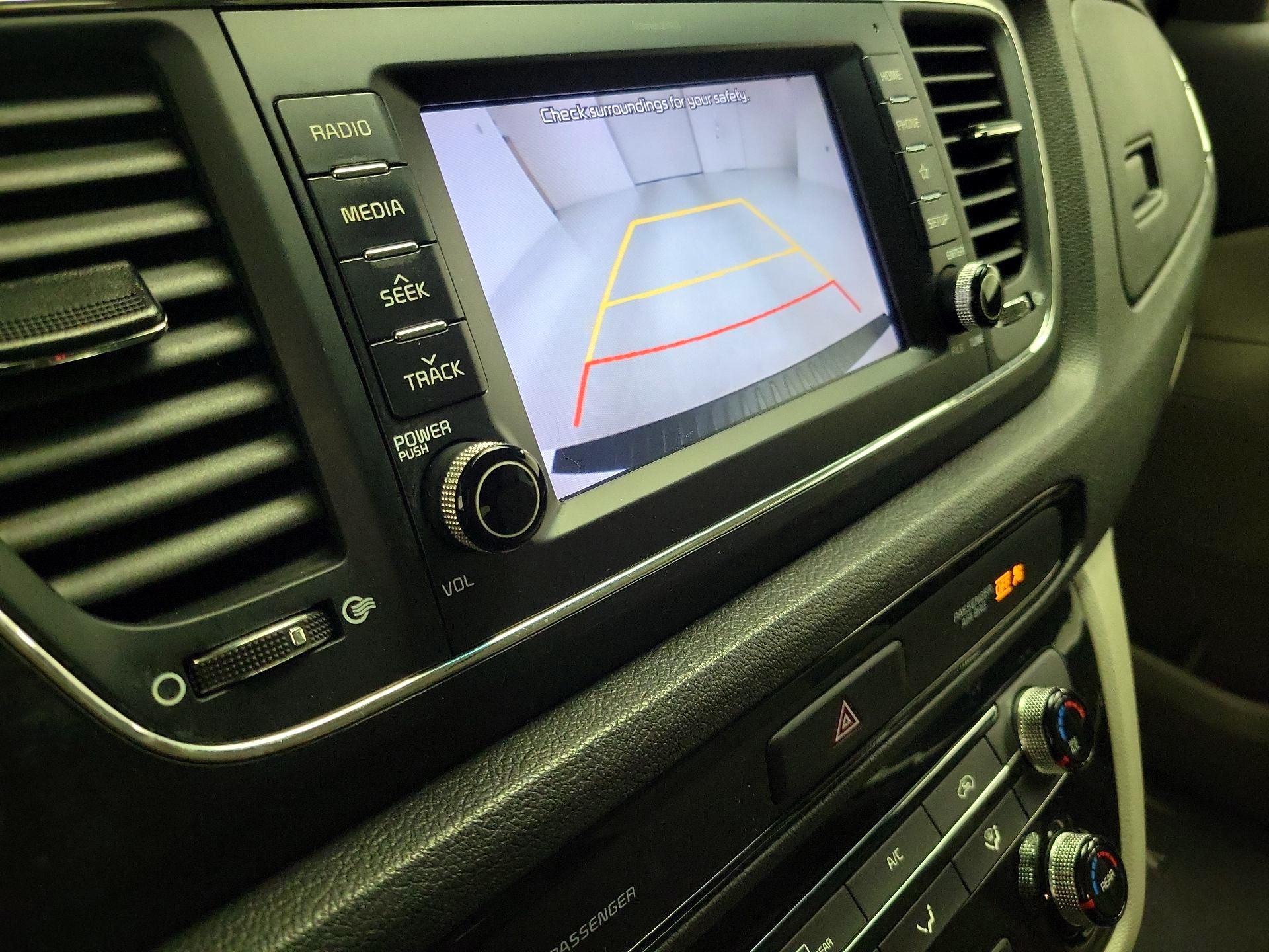 Thumbnail: 2020 Kia Sedona - 14