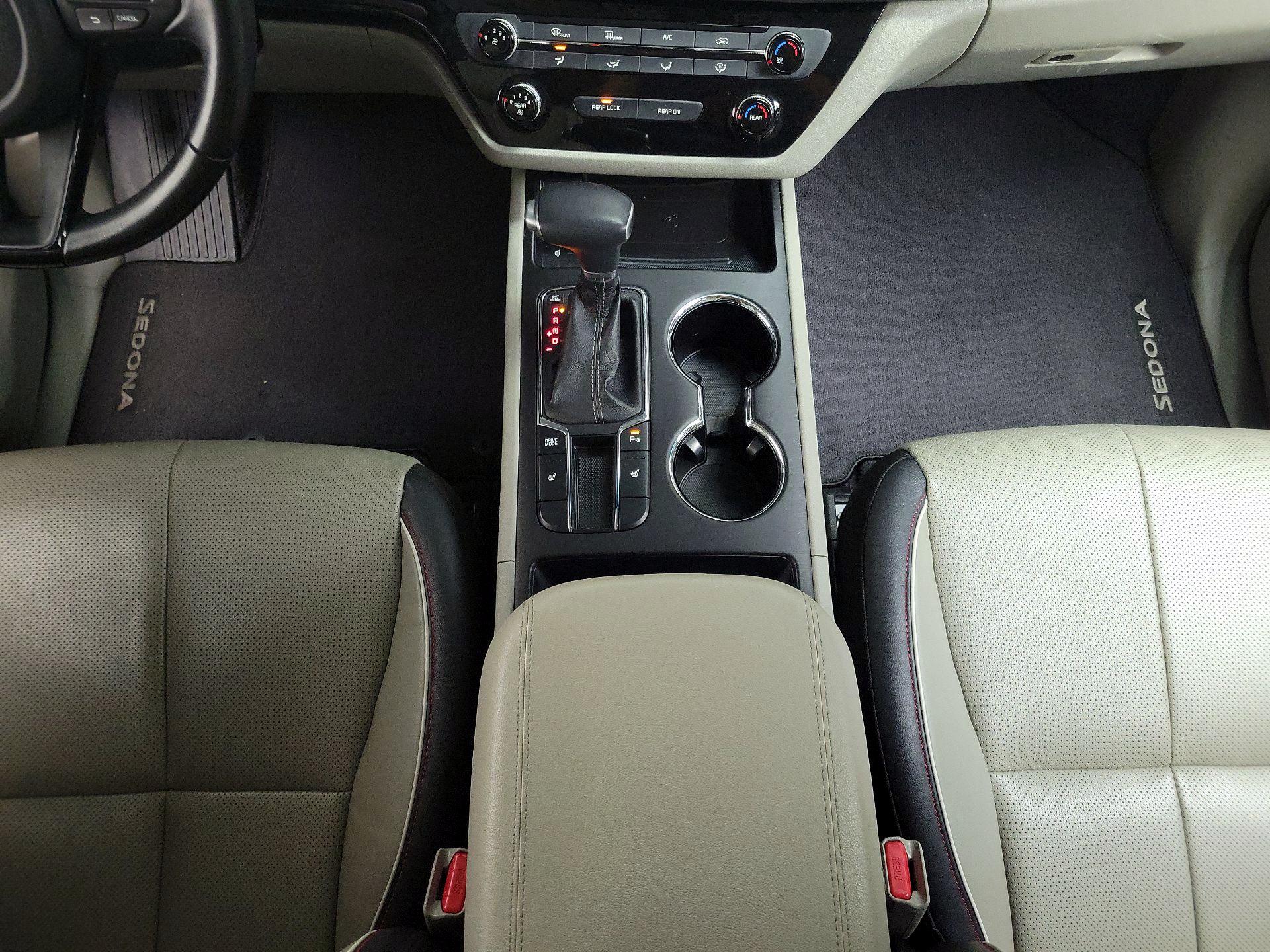 Thumbnail: 2020 Kia Sedona - 17