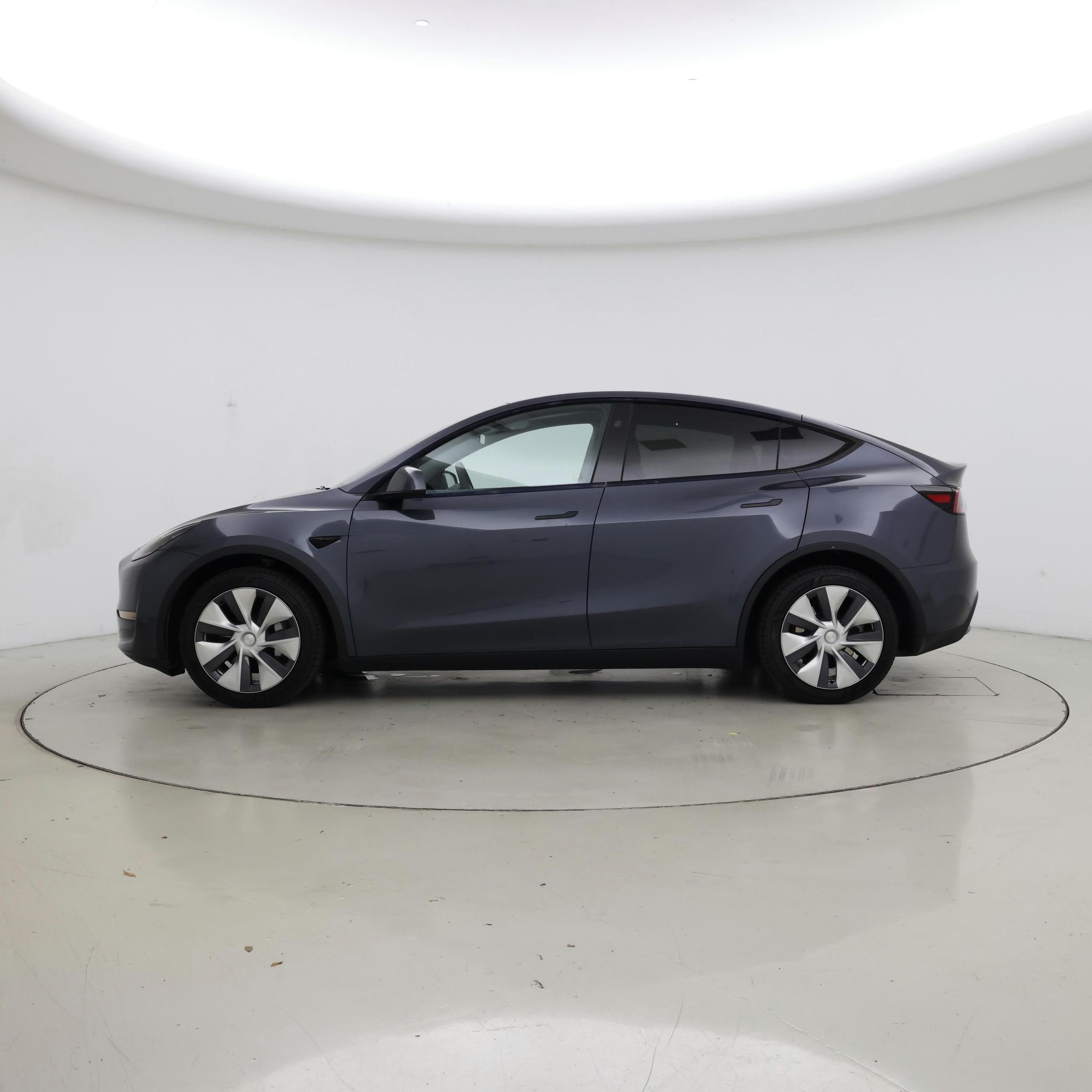 Thumbnail: 2023 Tesla Model Y - 3