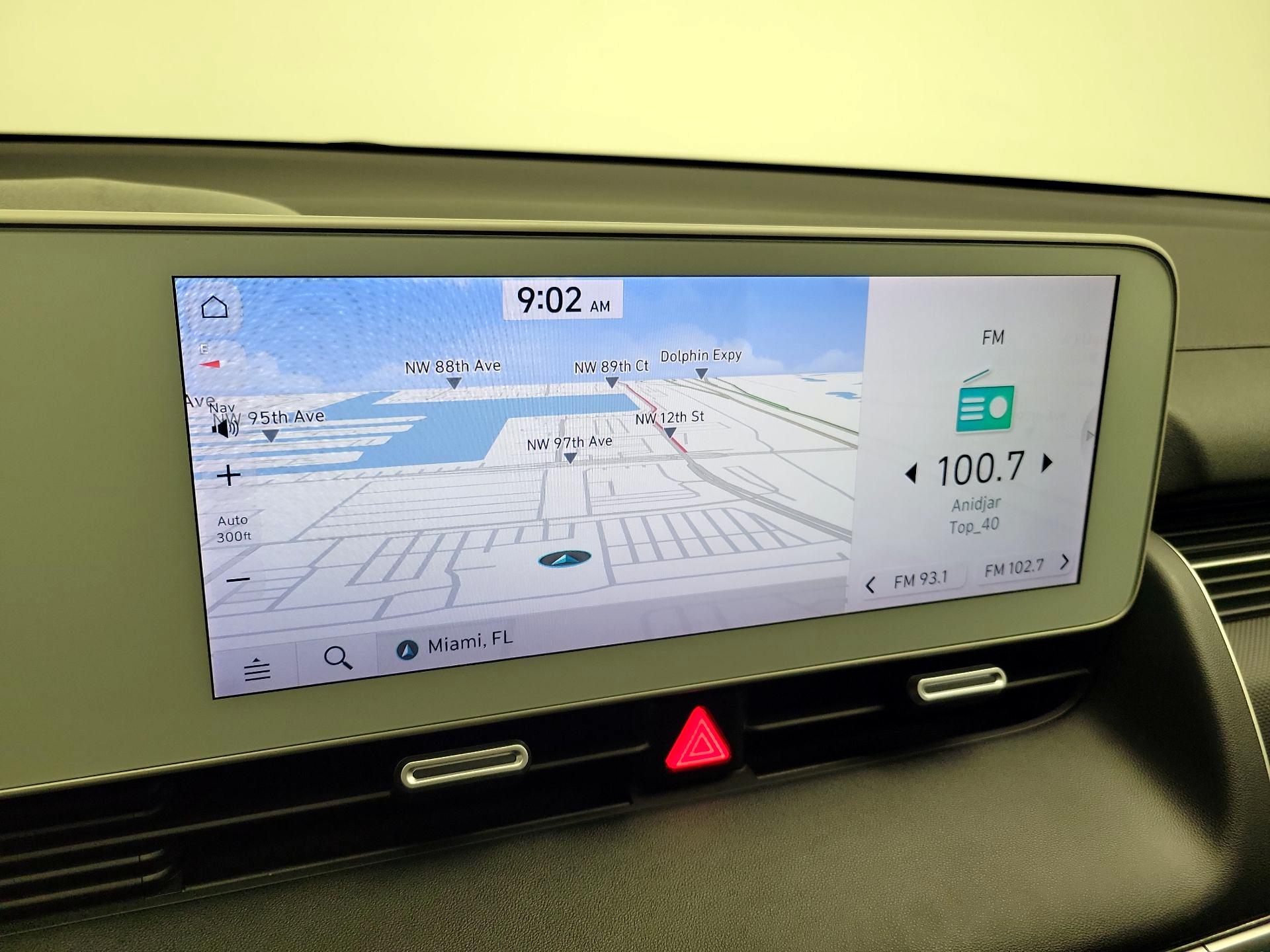 Thumbnail: 2022 Hyundai Ioniq 5 - 14