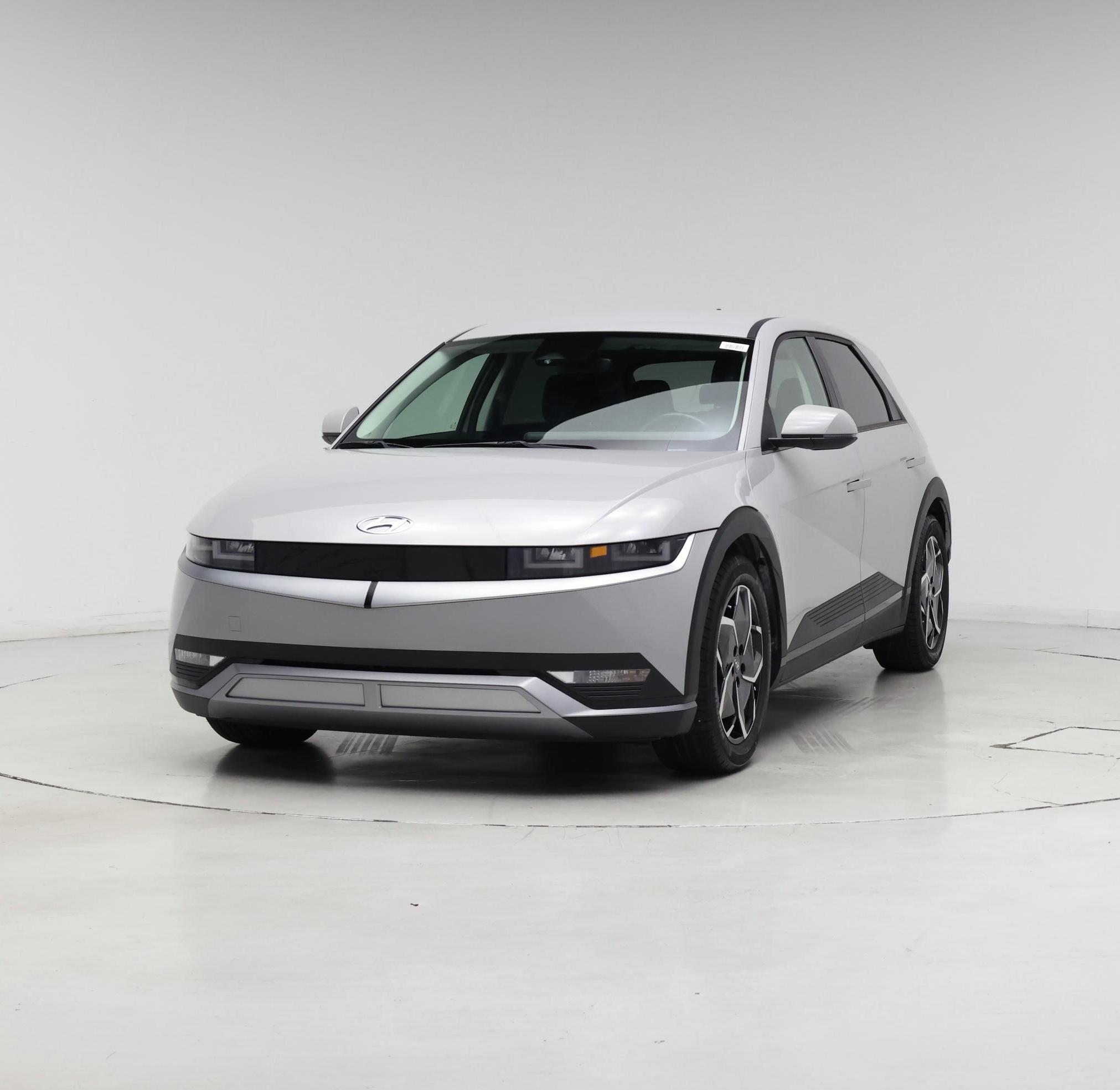 Thumbnail: 2022 Hyundai Ioniq 5 - 4