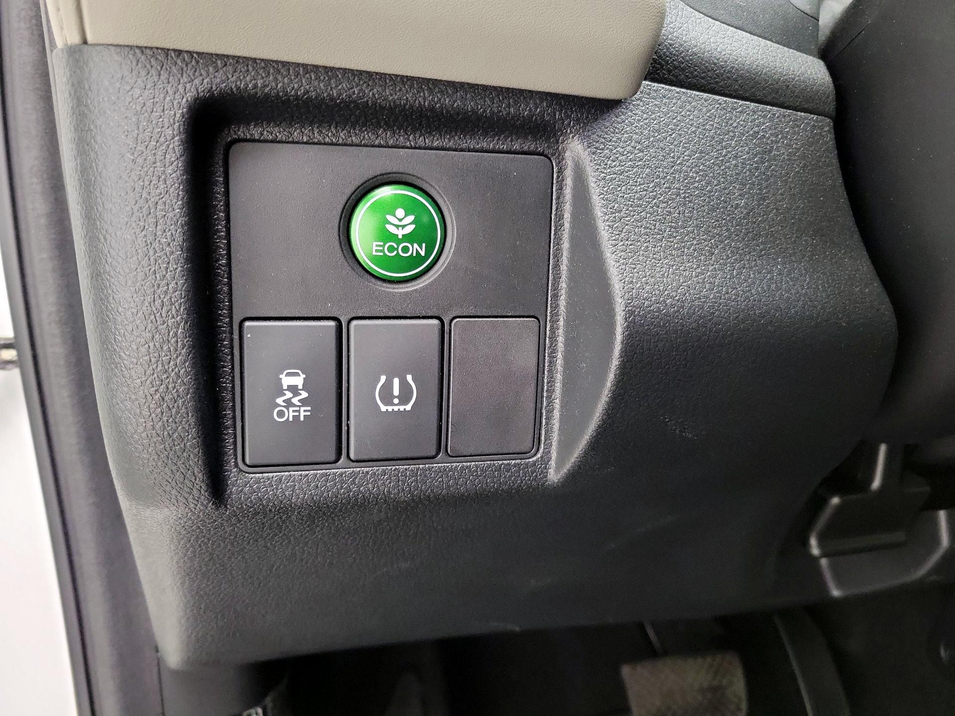 Thumbnail: 2019 Honda HR-V - 13