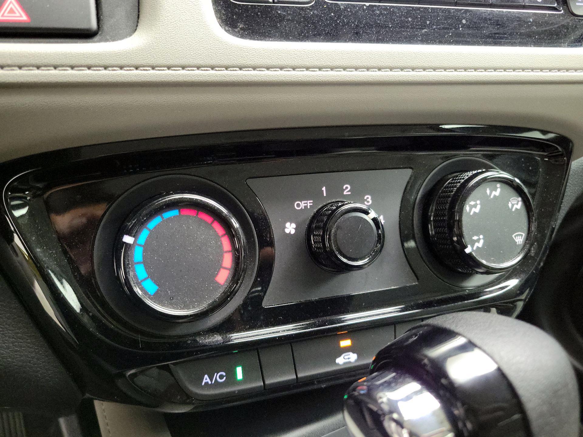 Thumbnail: 2019 Honda HR-V - 16