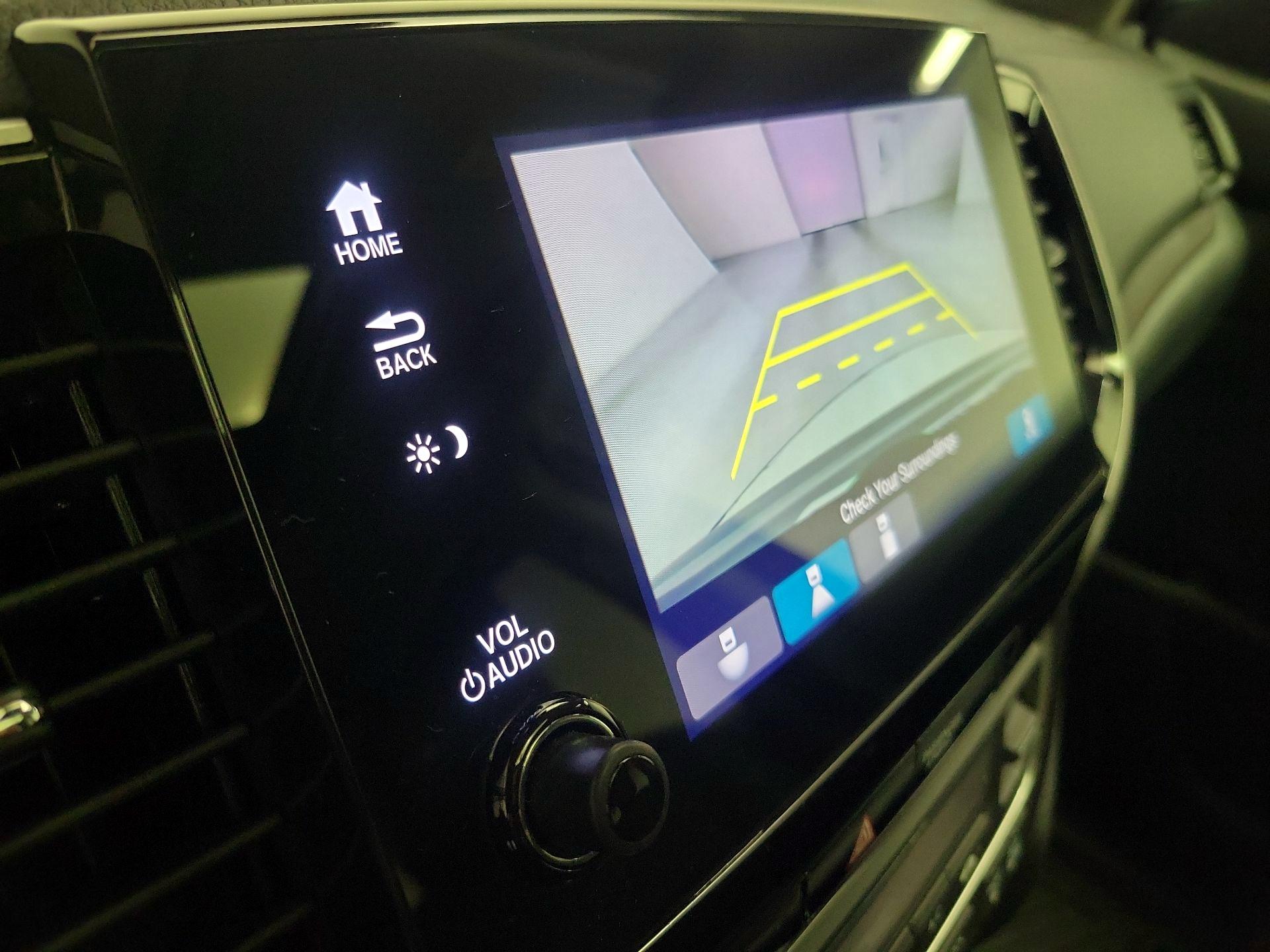 Thumbnail: 2021 Honda Pilot - 14