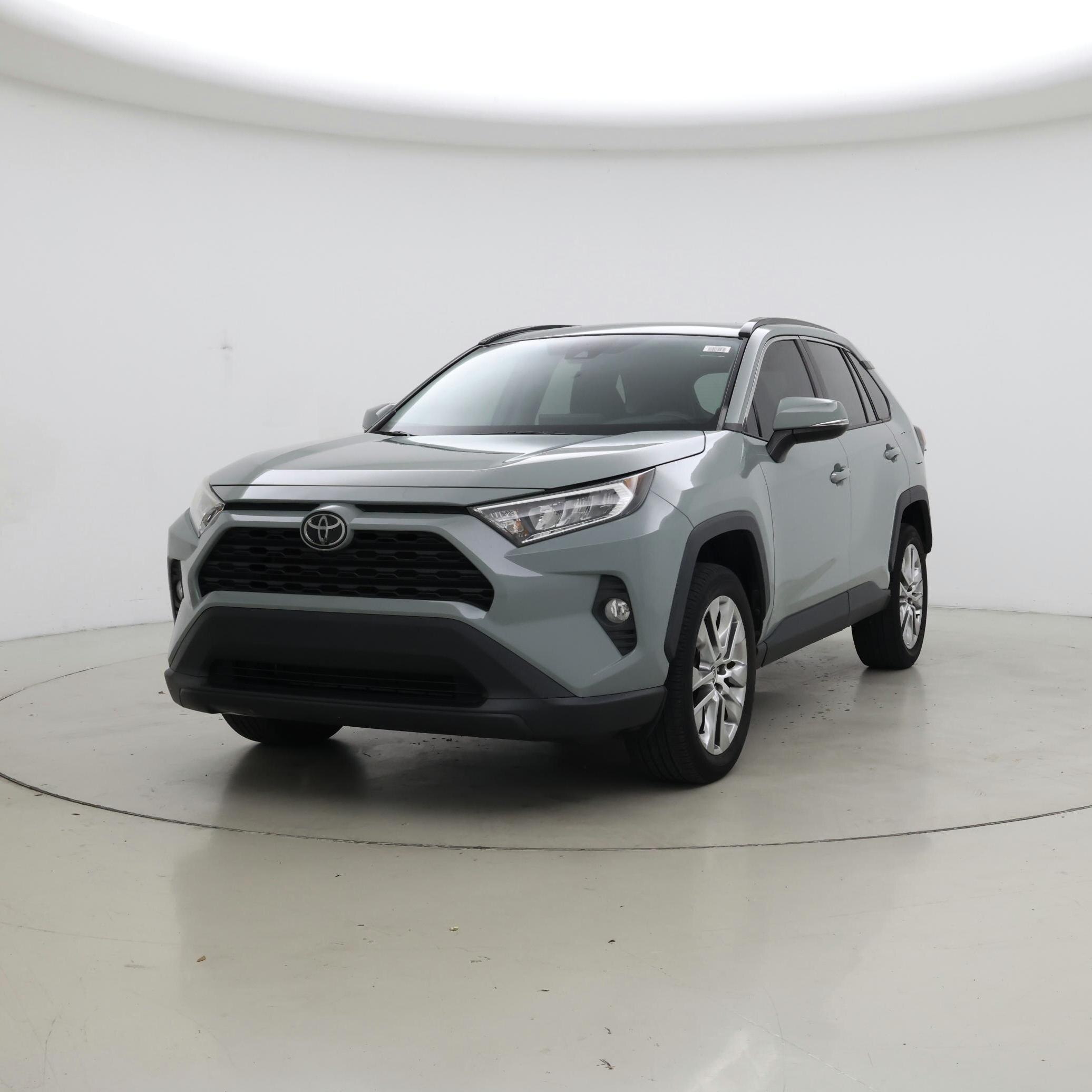 Thumbnail: 2021 Toyota RAV4 - 4