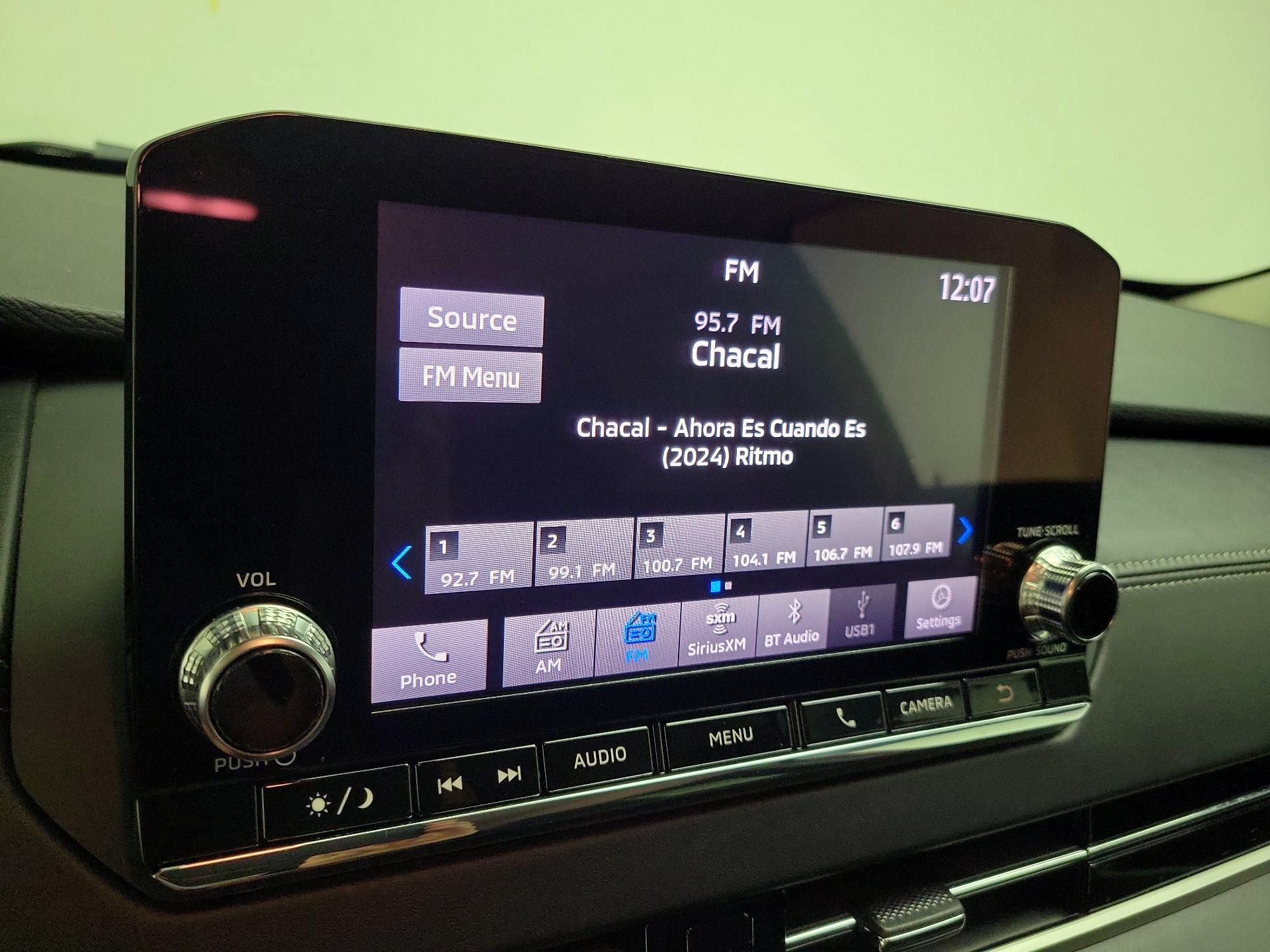 Thumbnail: 2022 Mitsubishi Outlander - 15