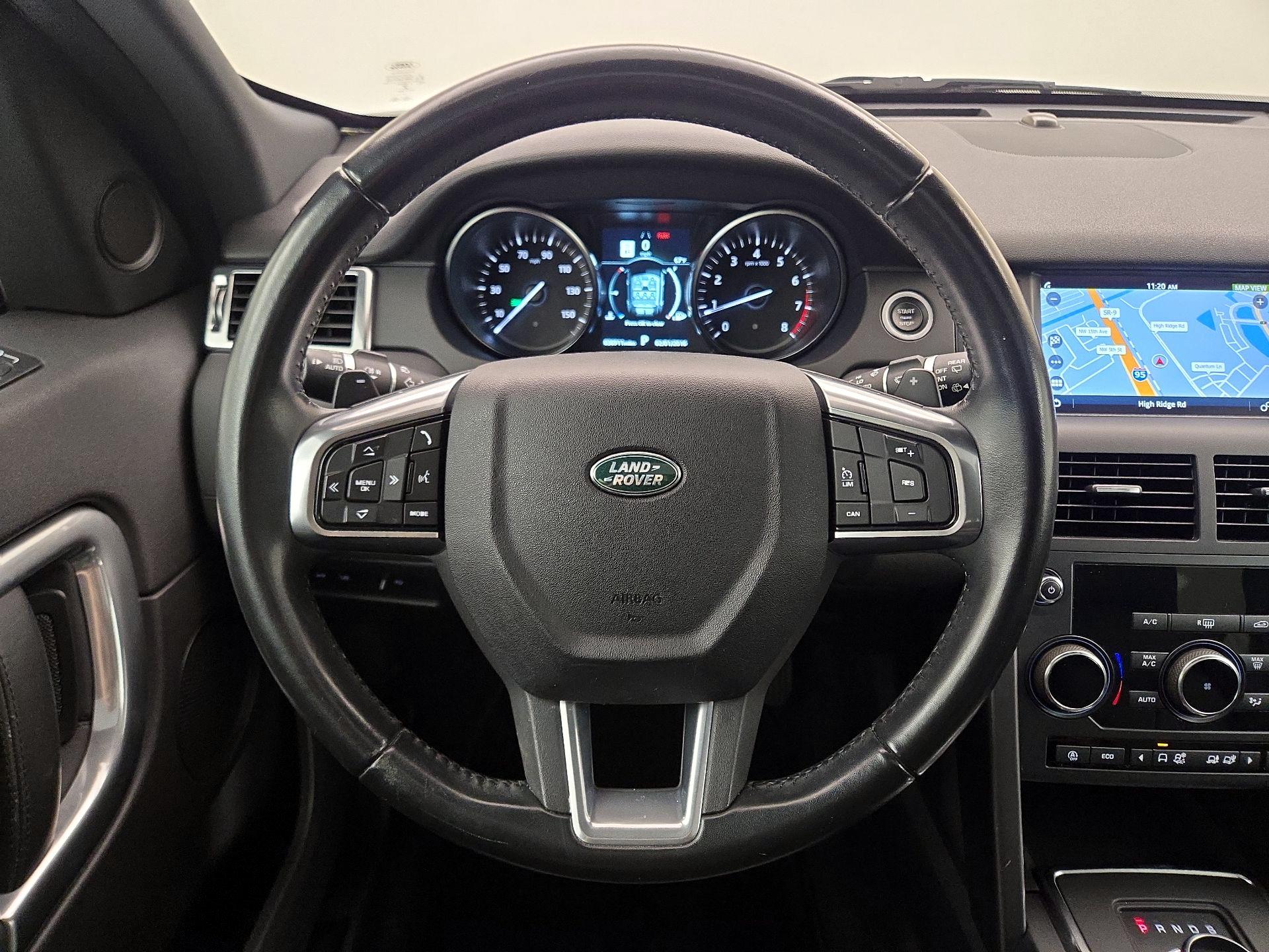 Thumbnail: 2019 Land Rover Discovery Sport - 10