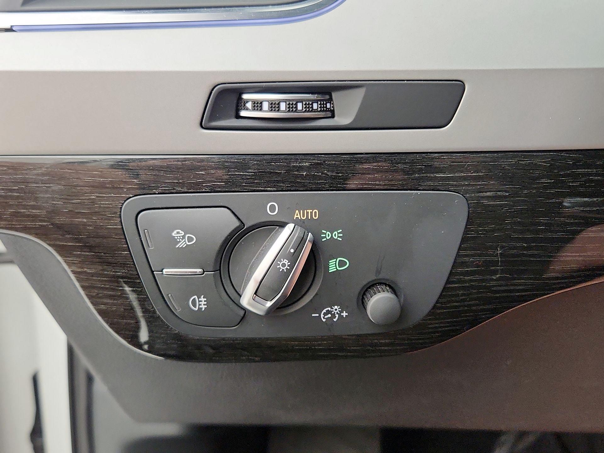 Thumbnail: 2019 Audi Q7 - 13