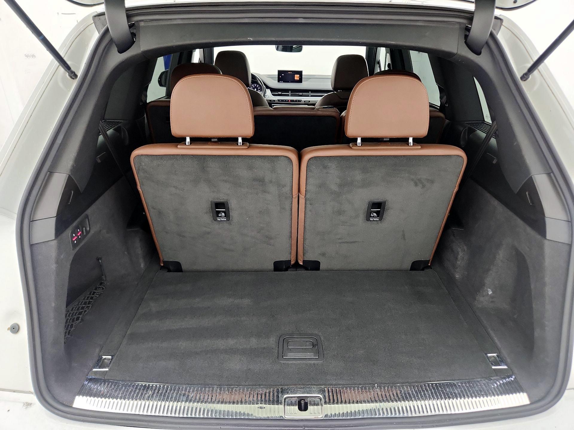 Thumbnail: 2019 Audi Q7 - 20