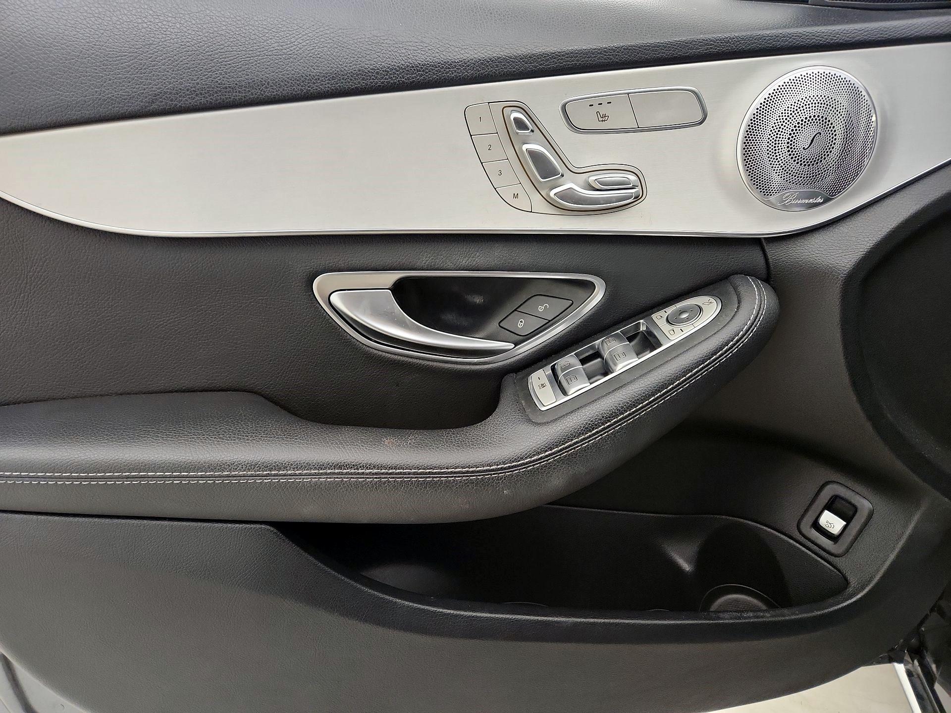 Thumbnail: 2020 Mercedes-Benz C-Class - 12