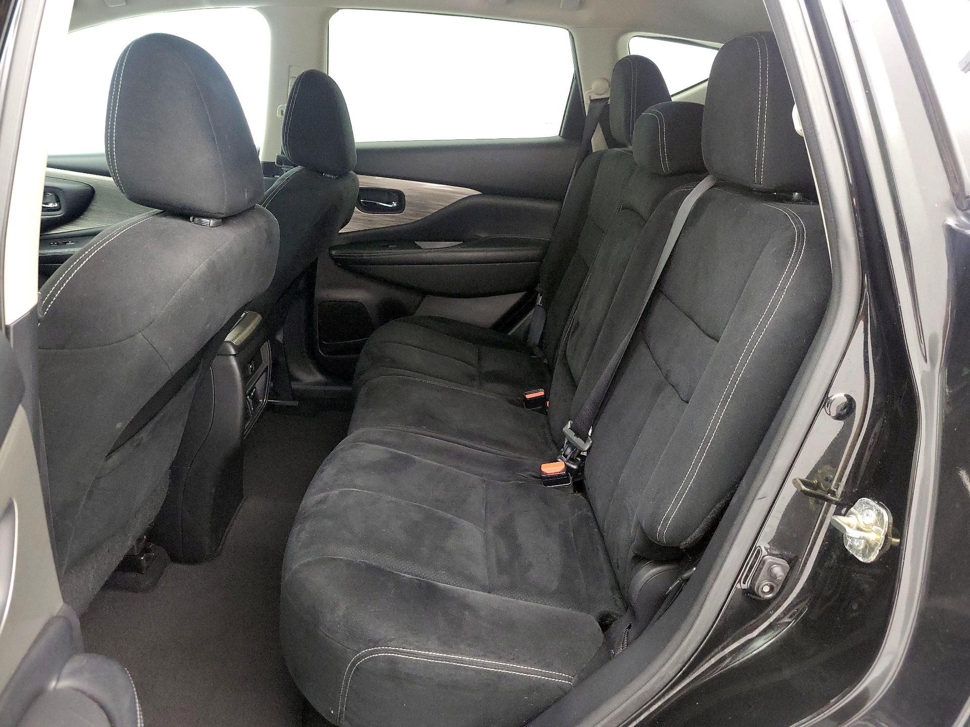 Thumbnail: 2016 Nissan Murano - 19