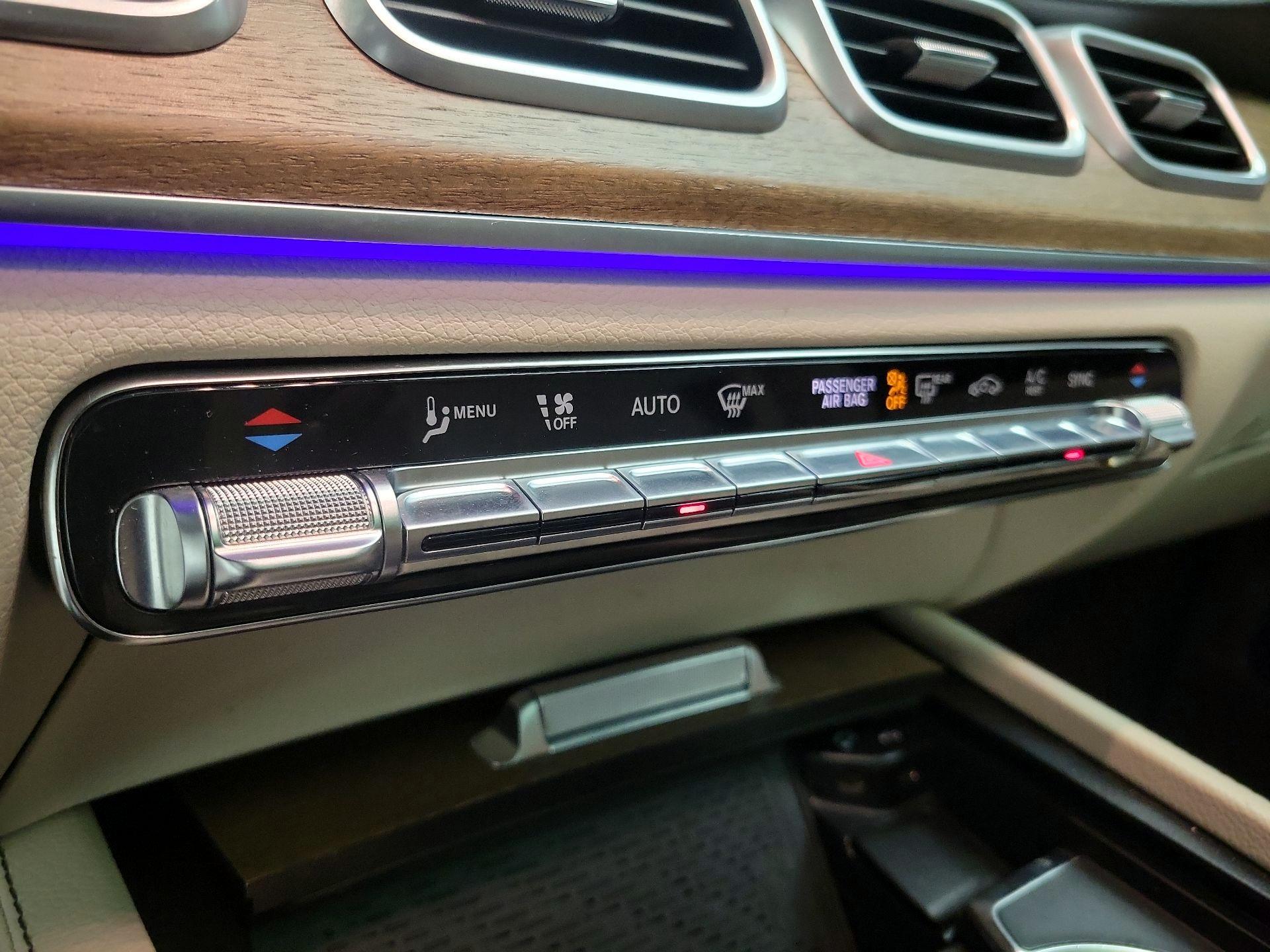 Thumbnail: 2021 Mercedes-Benz GLE - 17