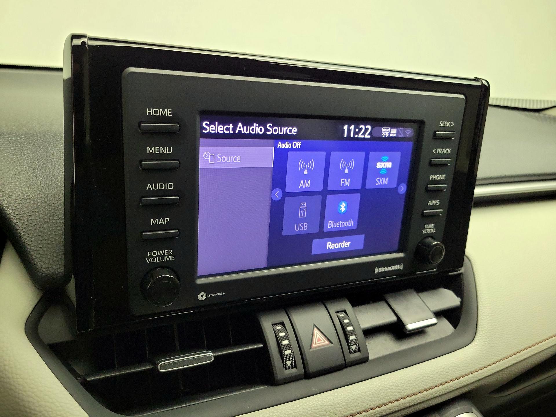 Thumbnail: 2020 Toyota RAV4 - 16