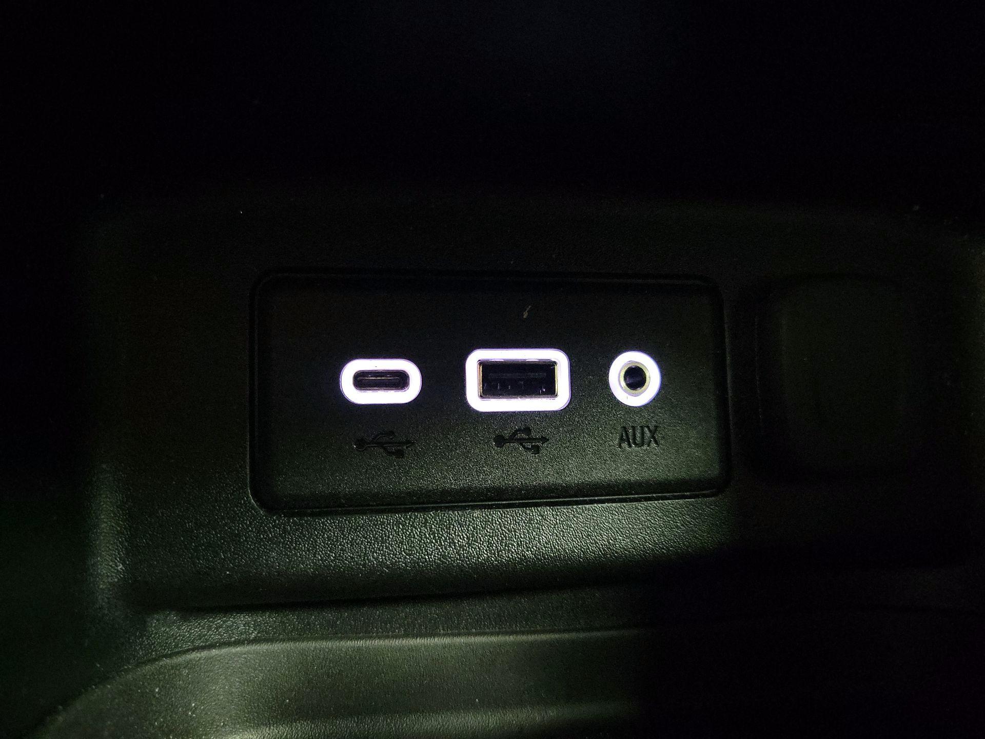 Thumbnail: 2019 Chevrolet Equinox - 18