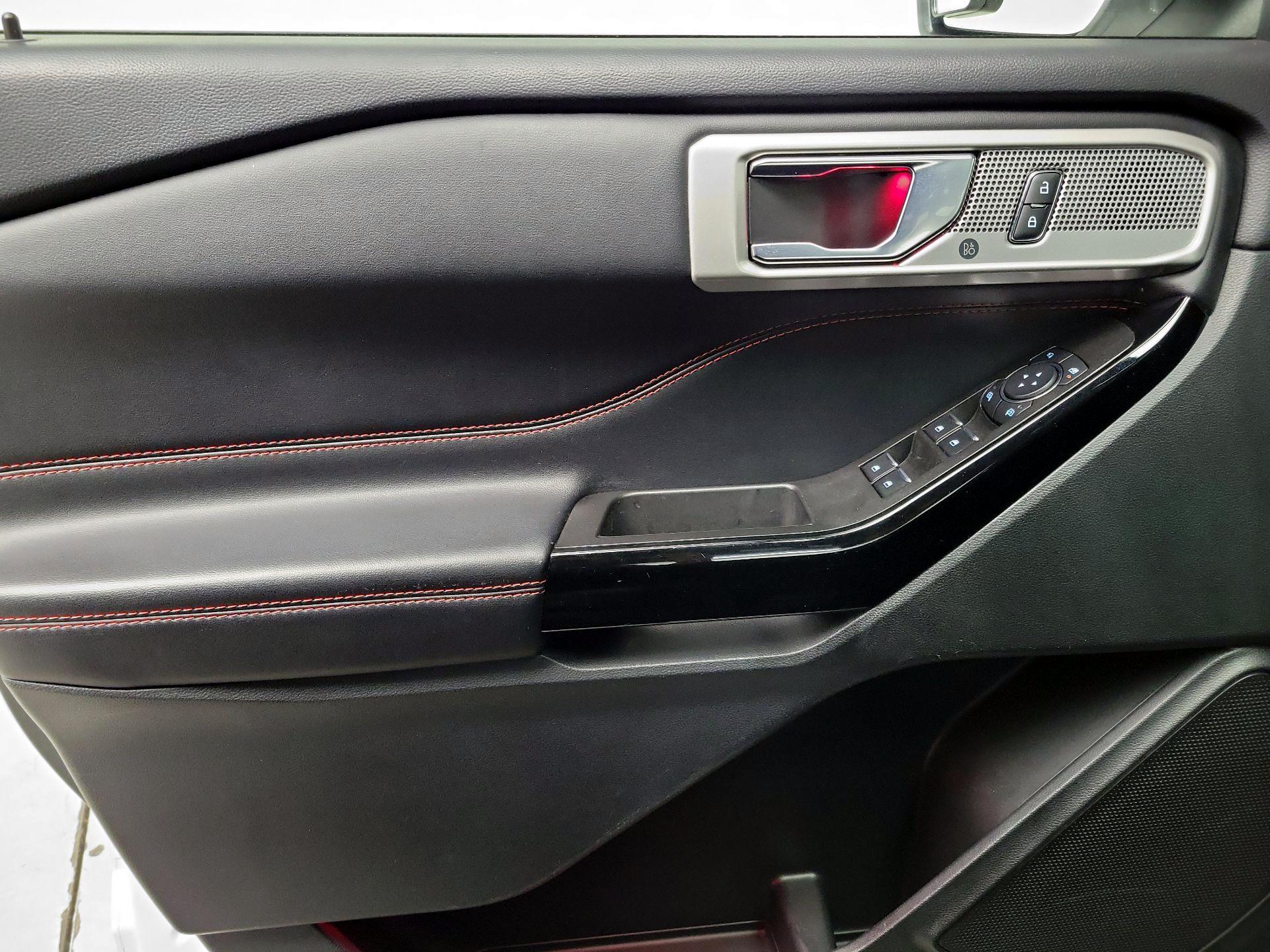 Thumbnail: 2022 Ford Explorer - 12