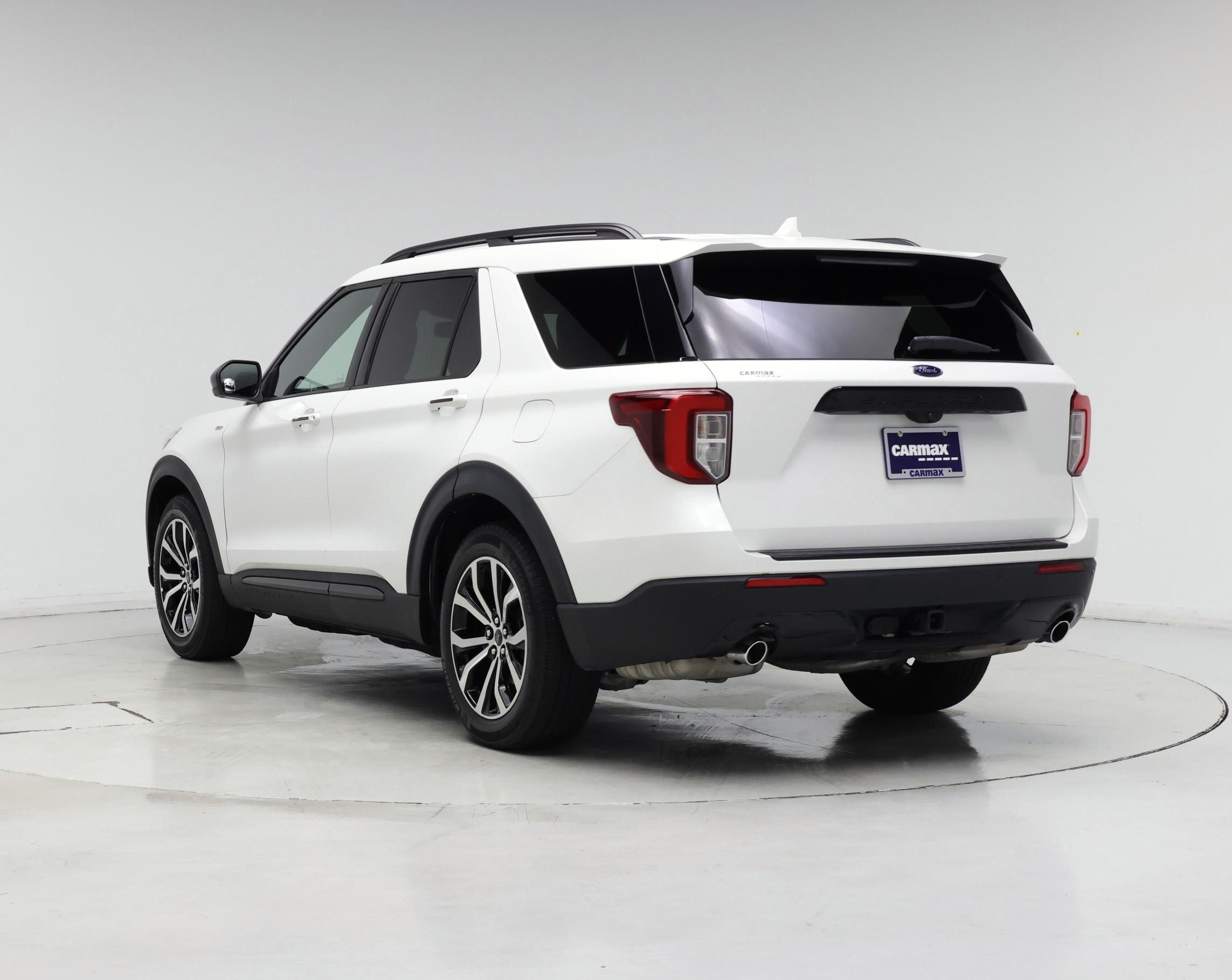 Thumbnail: 2022 Ford Explorer - 2