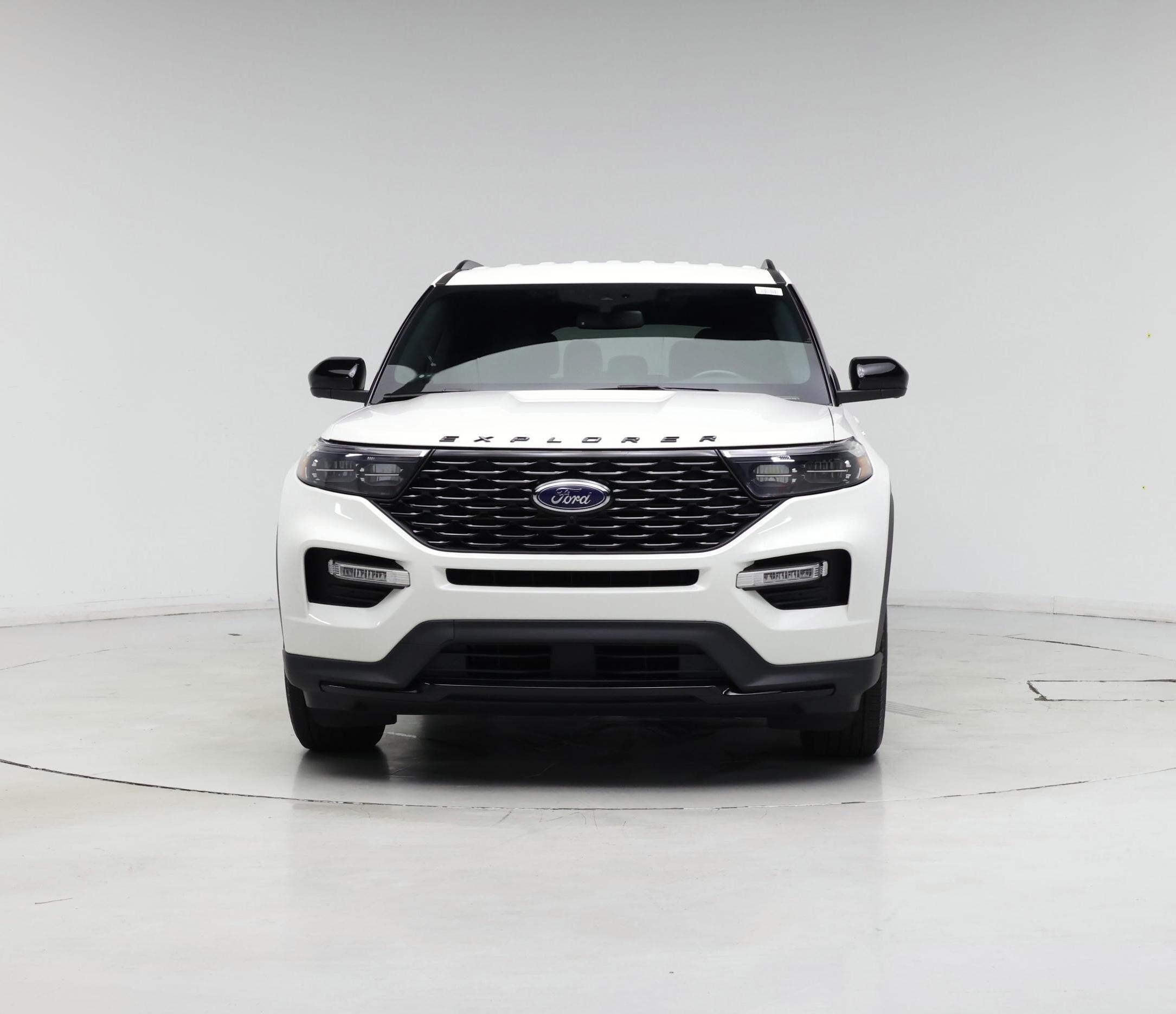Thumbnail: 2022 Ford Explorer - 5