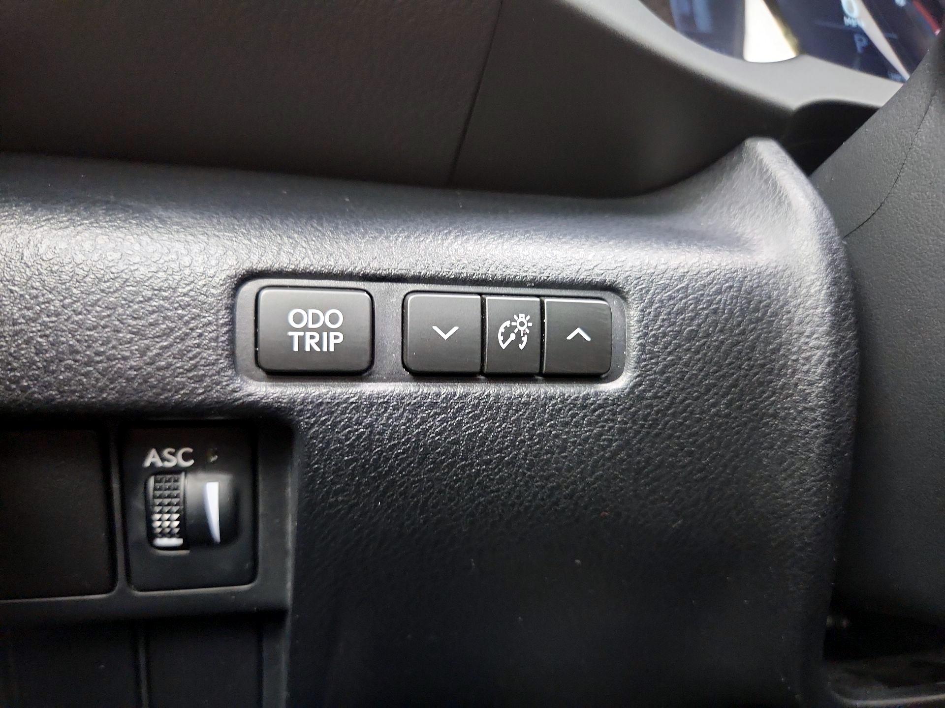 Thumbnail: 2017 Lexus IS - 13