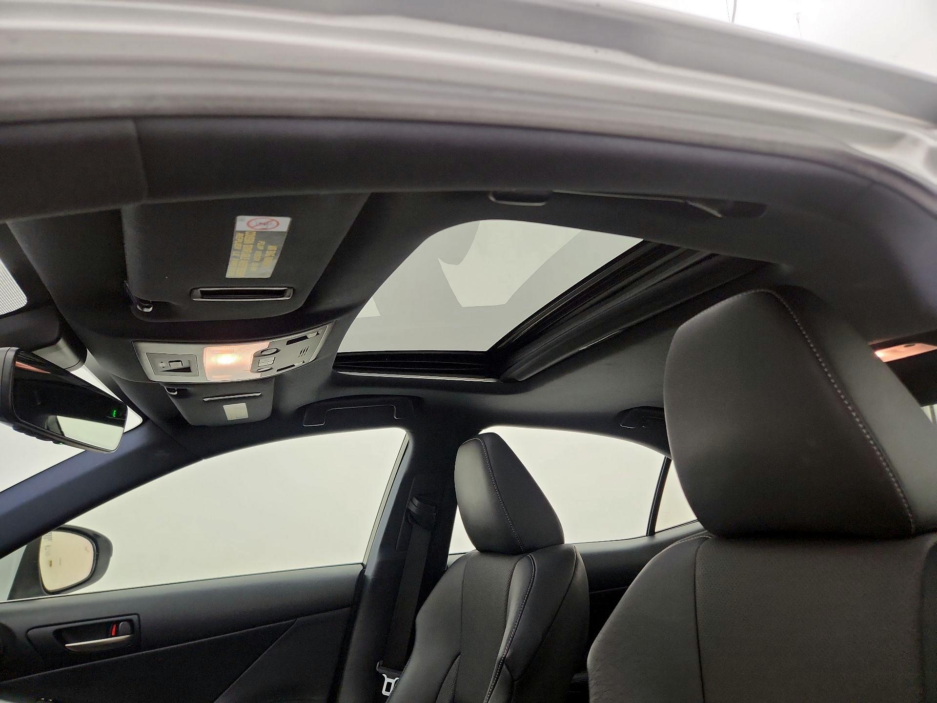 Thumbnail: 2017 Lexus IS - 19