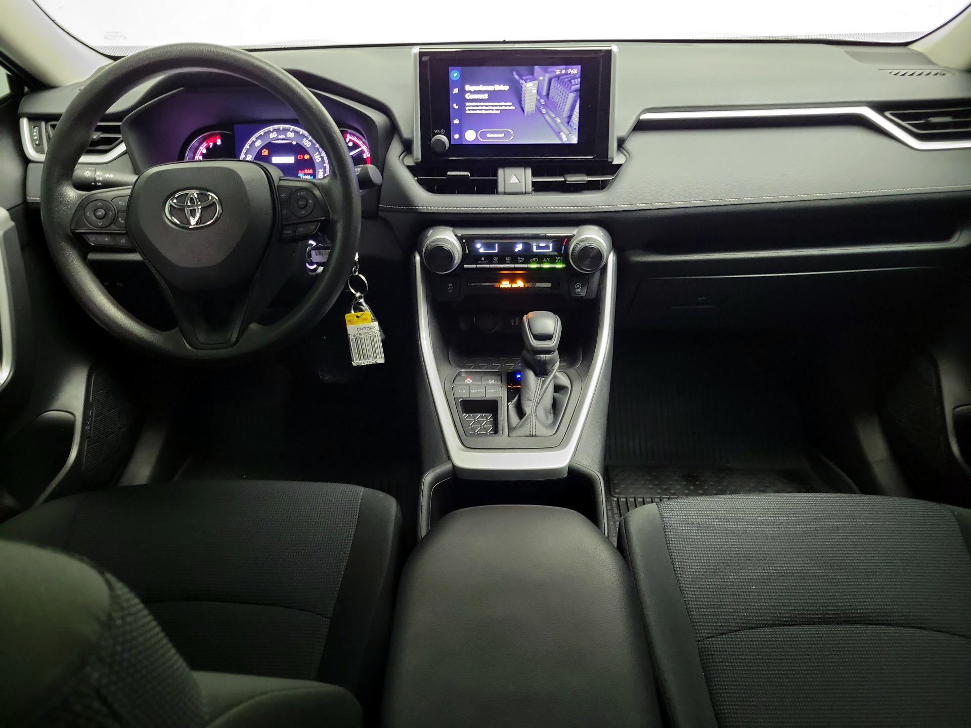 Thumbnail: 2024 Toyota RAV4 - 9