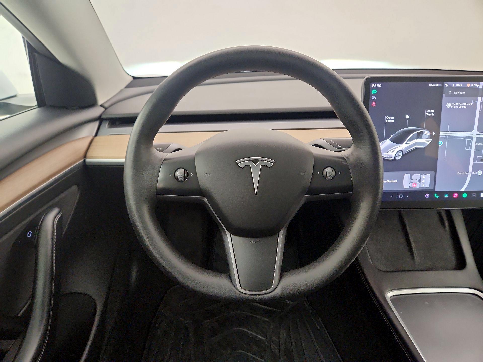 Thumbnail: 2021 Tesla Model 3 - 10