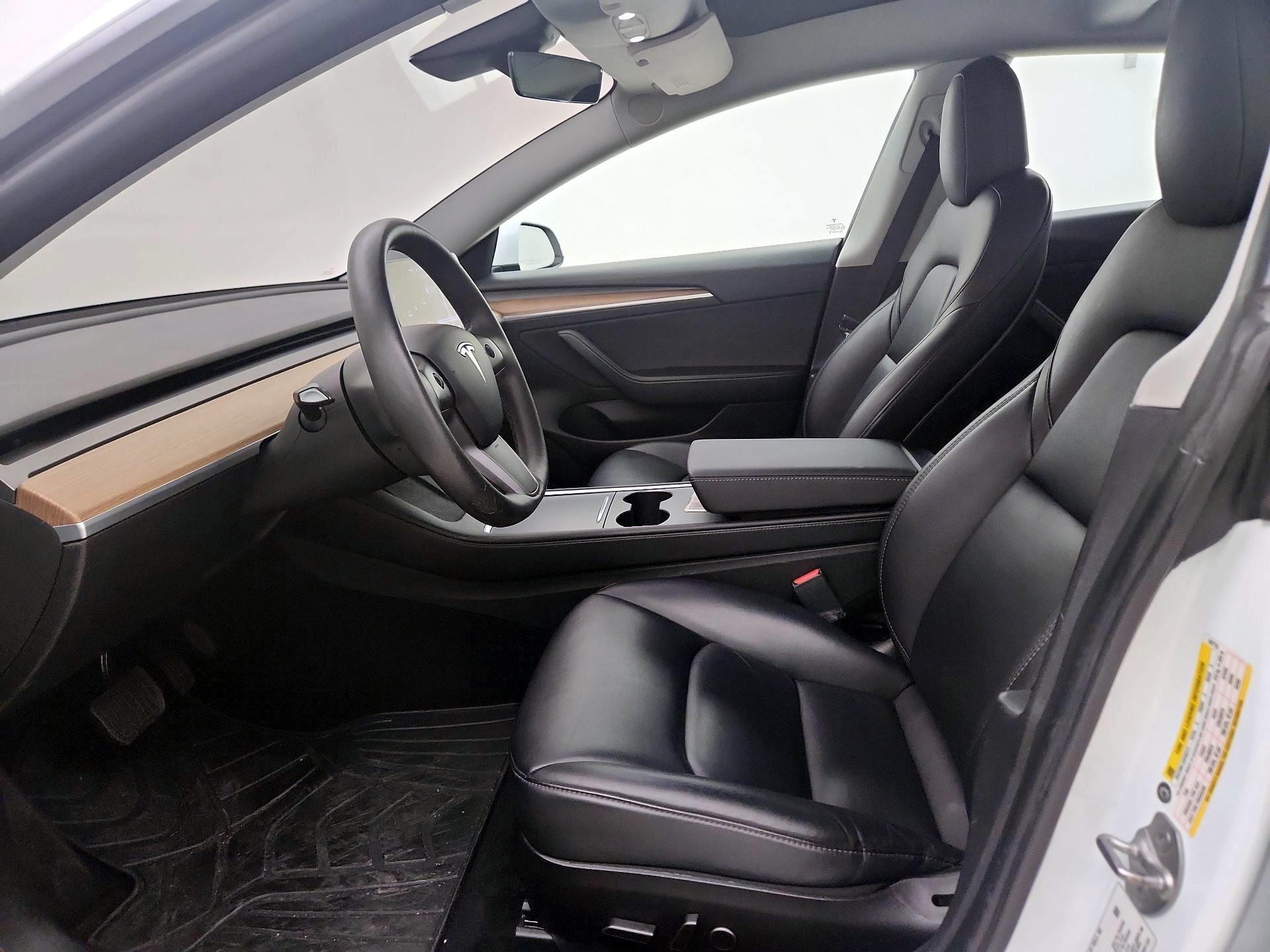 Thumbnail: 2021 Tesla Model 3 - 11