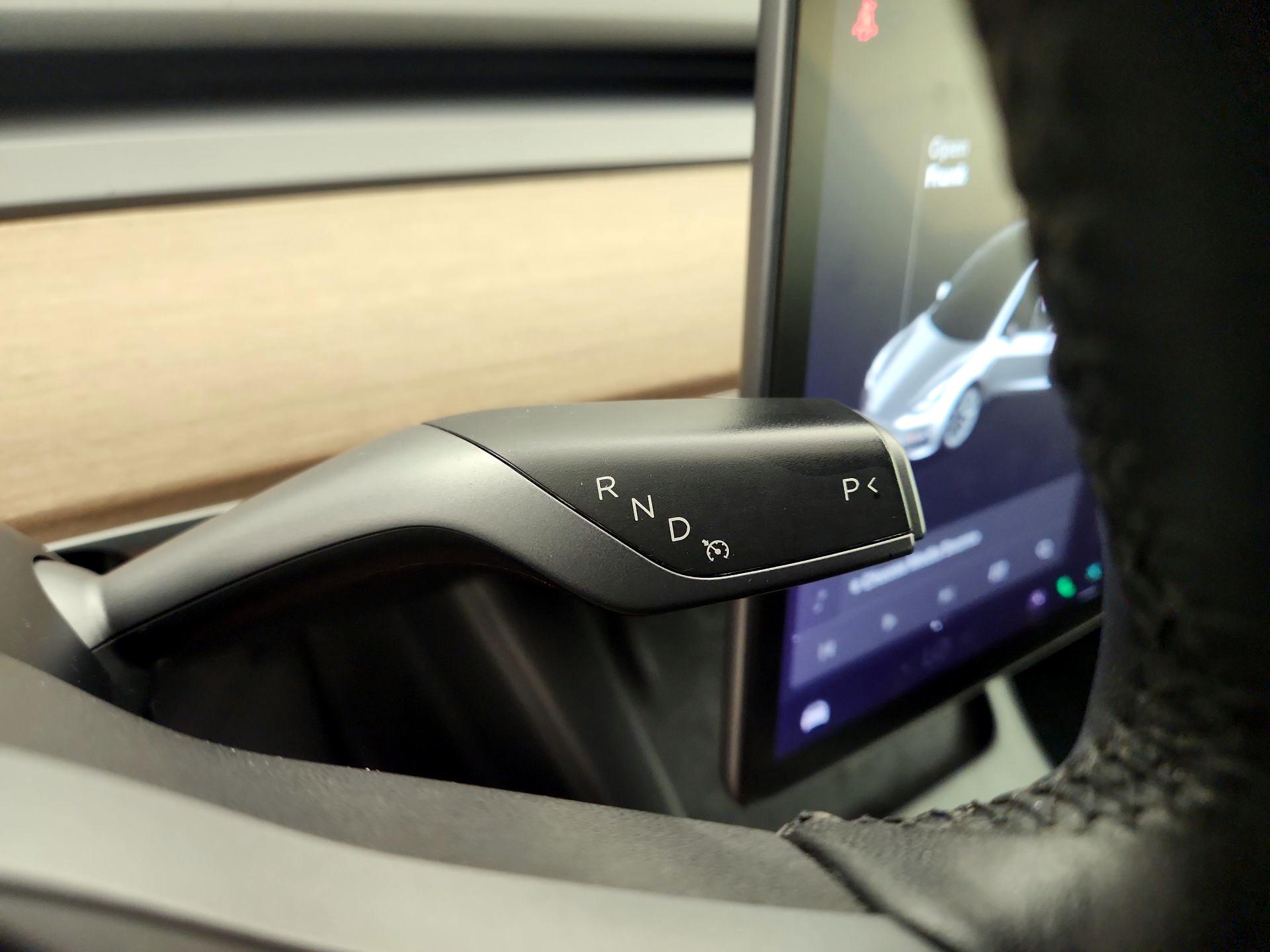 Thumbnail: 2021 Tesla Model 3 - 17