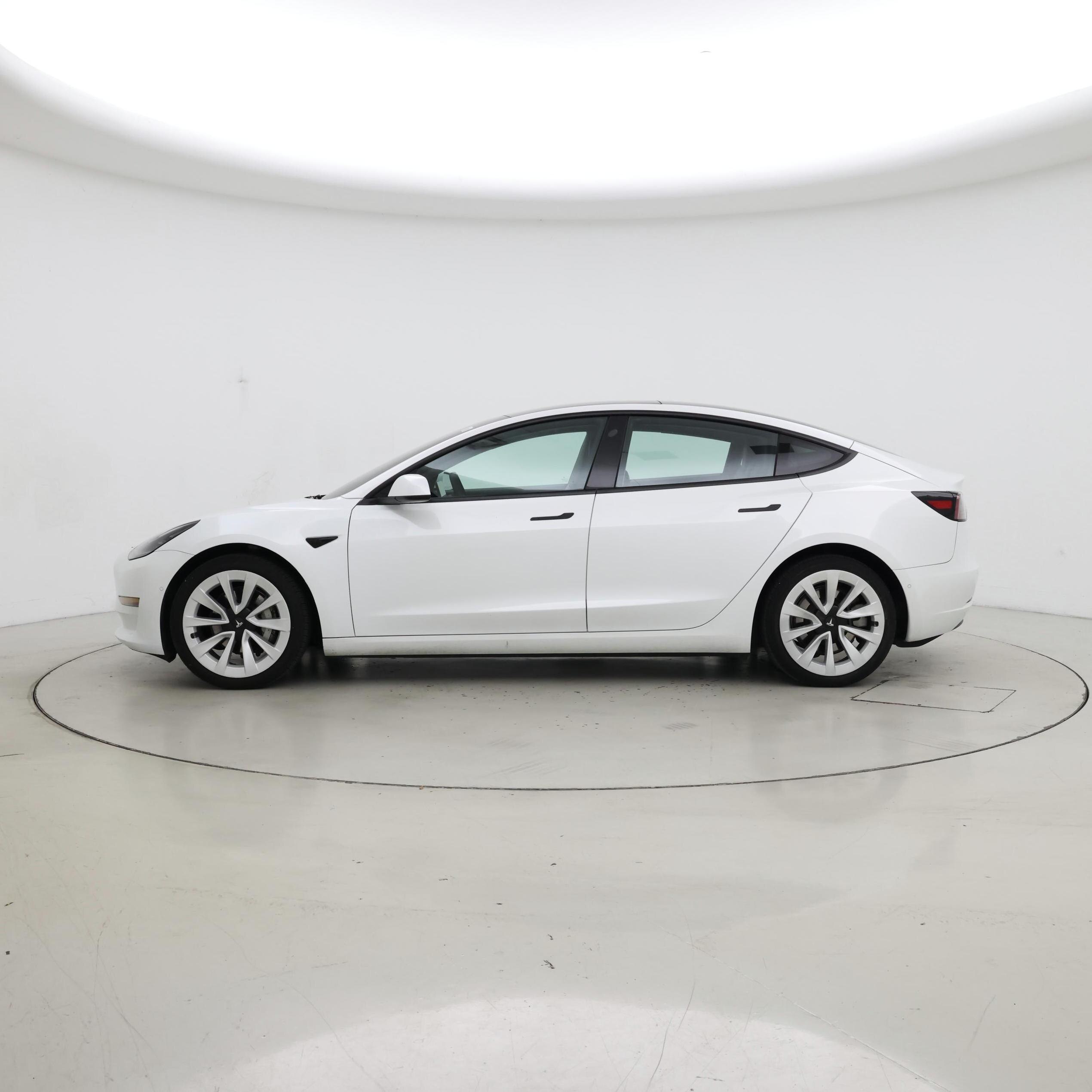 Thumbnail: 2021 Tesla Model 3 - 3