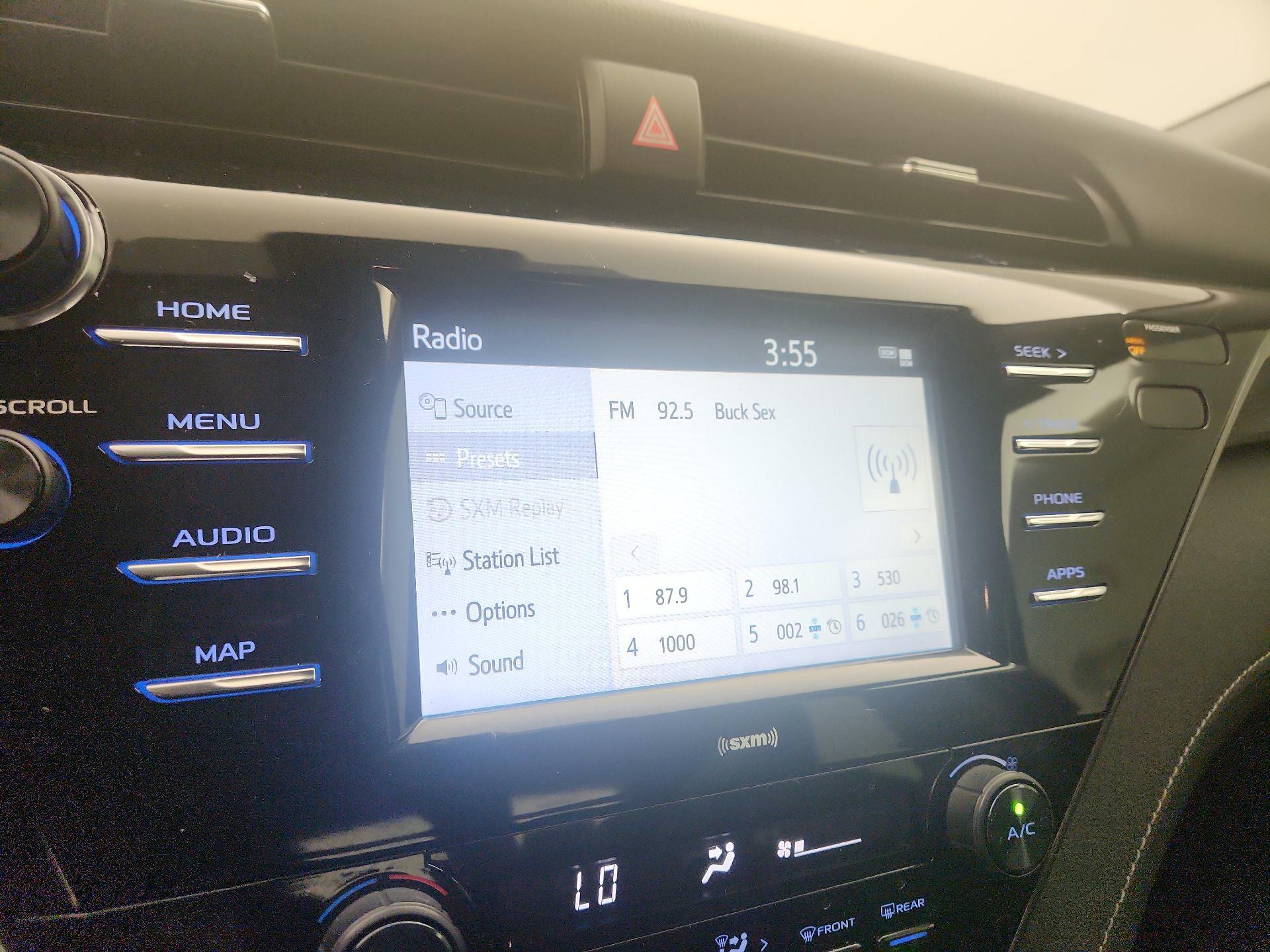 Thumbnail: 2020 Toyota Camry - 15