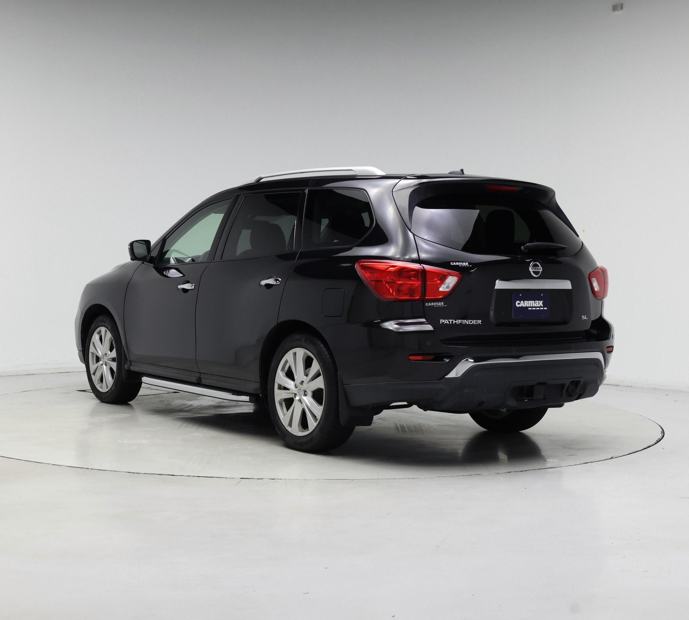 Thumbnail: 2018 Nissan Pathfinder - 2