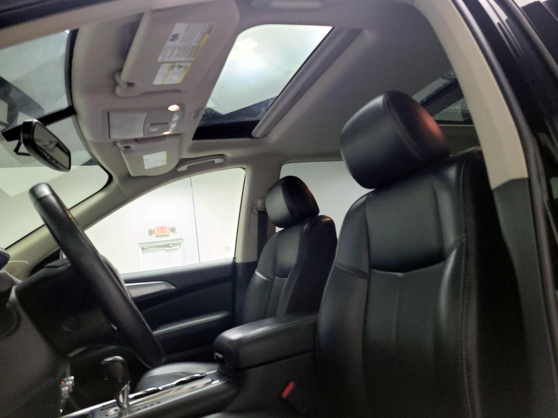 Thumbnail: 2018 Nissan Pathfinder - 20