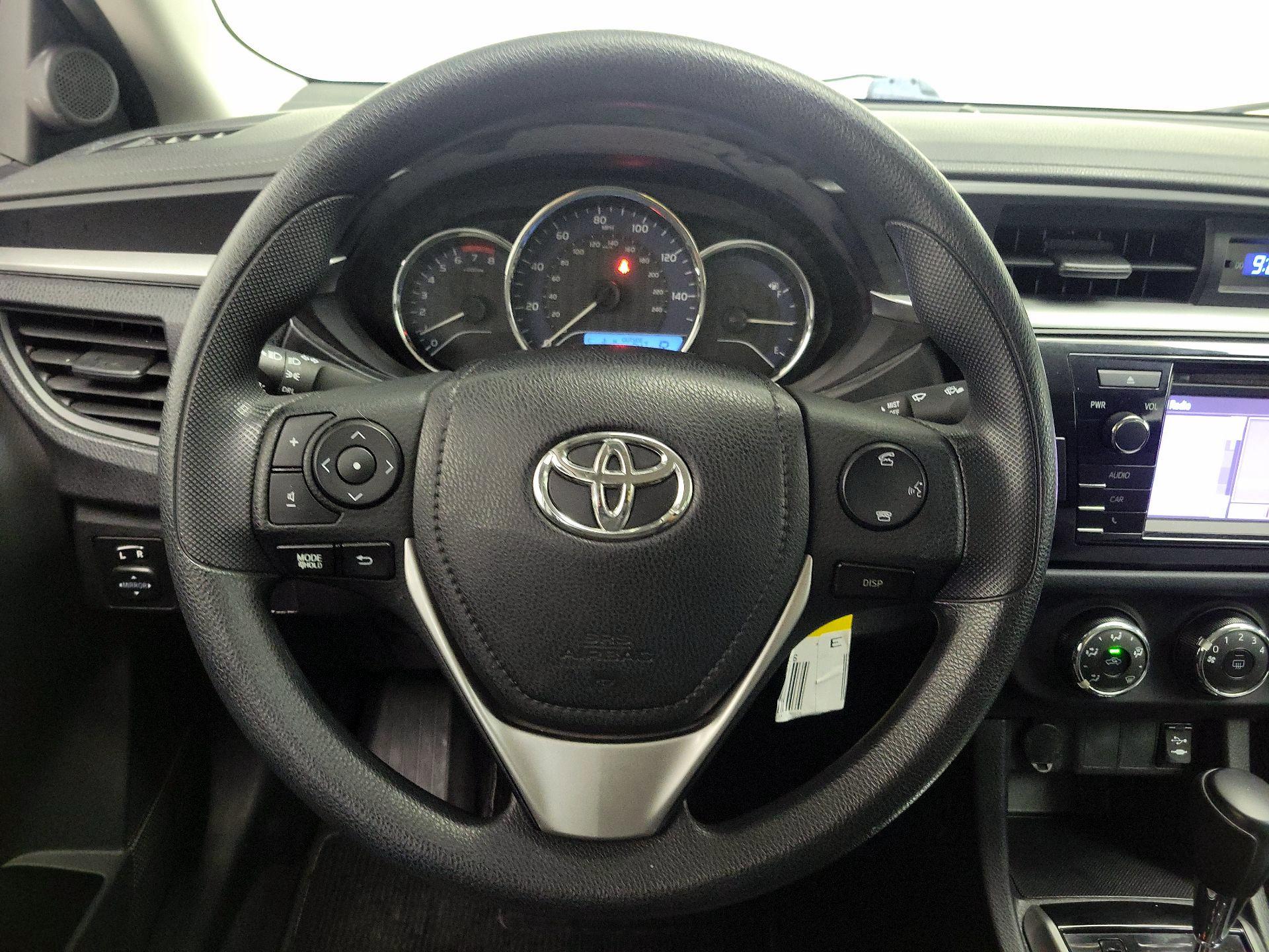 Thumbnail: 2016 Toyota Corolla - 10