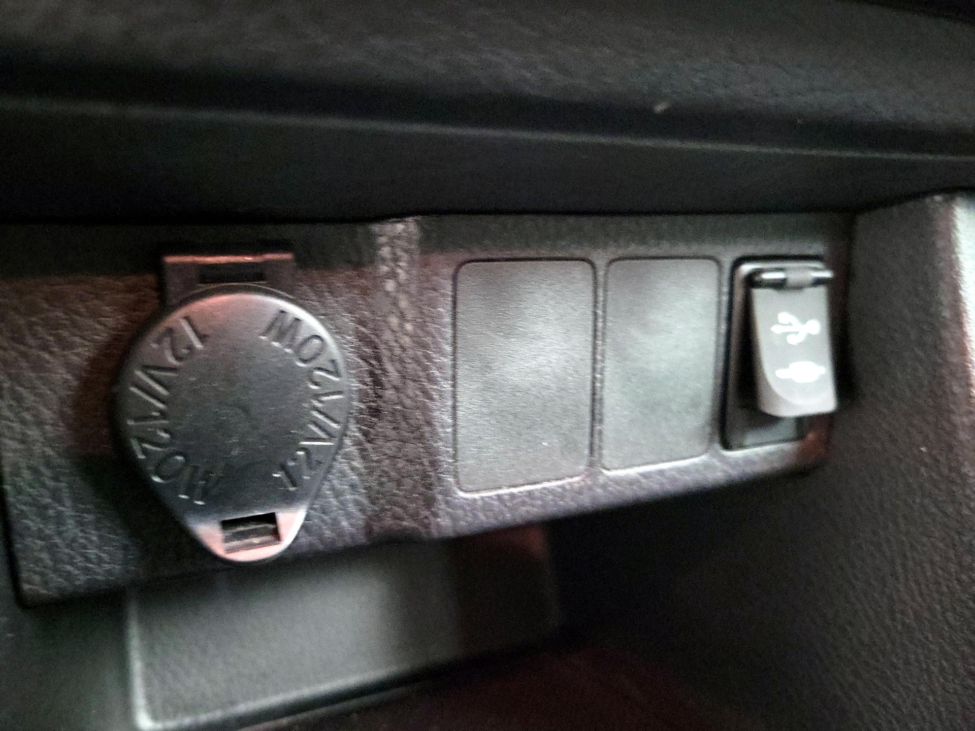 Thumbnail: 2016 Toyota Corolla - 17