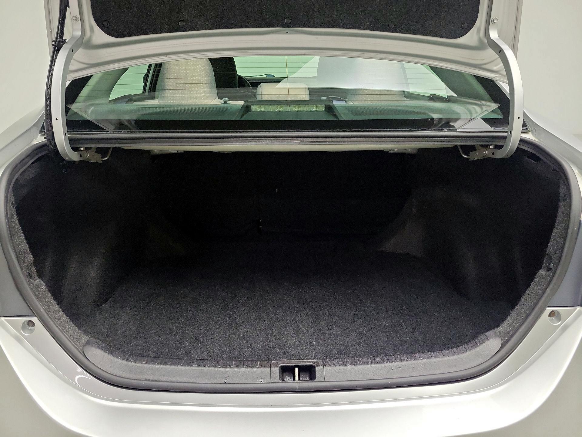 Thumbnail: 2016 Toyota Corolla - 19