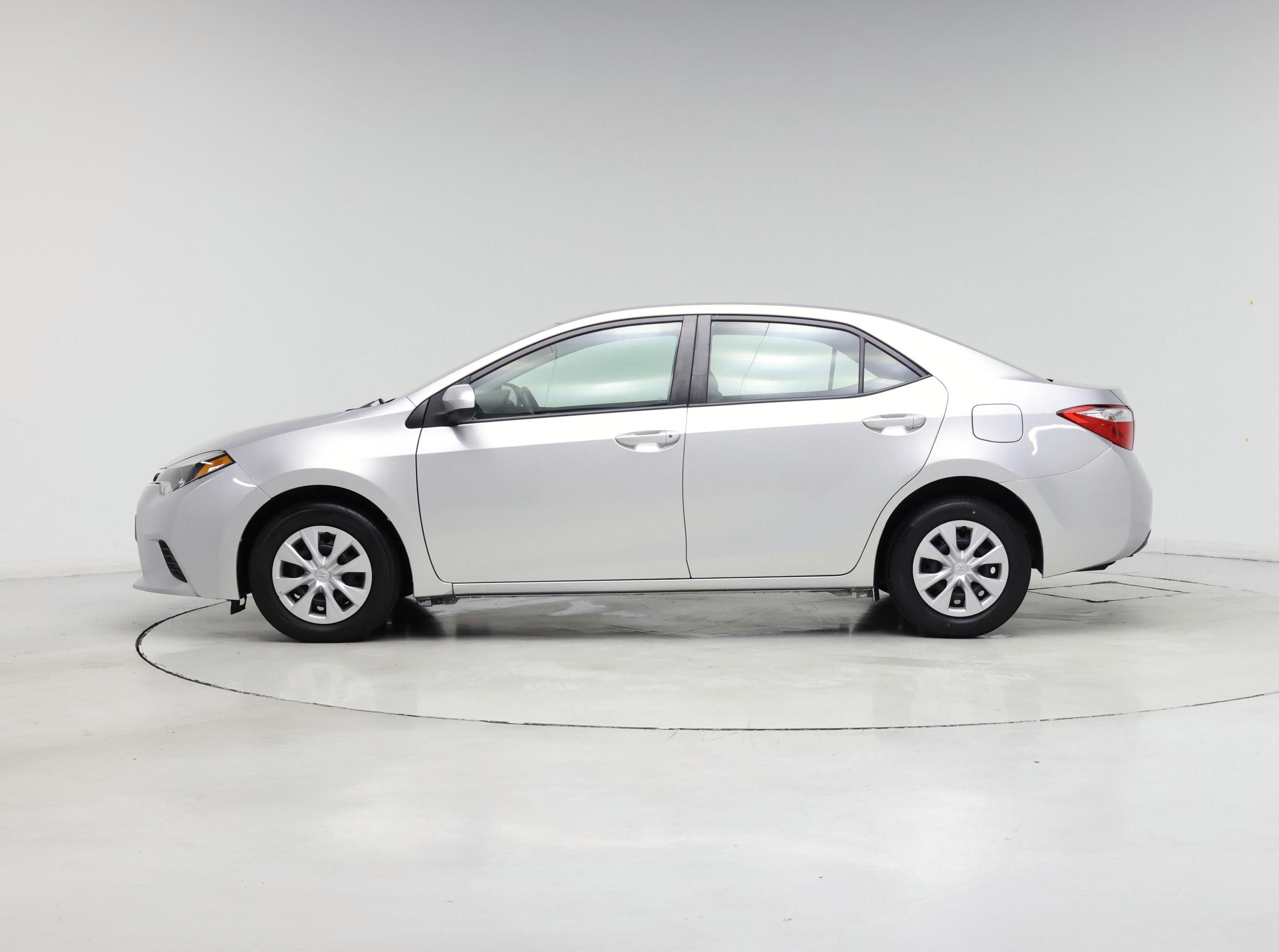 Thumbnail: 2016 Toyota Corolla - 3