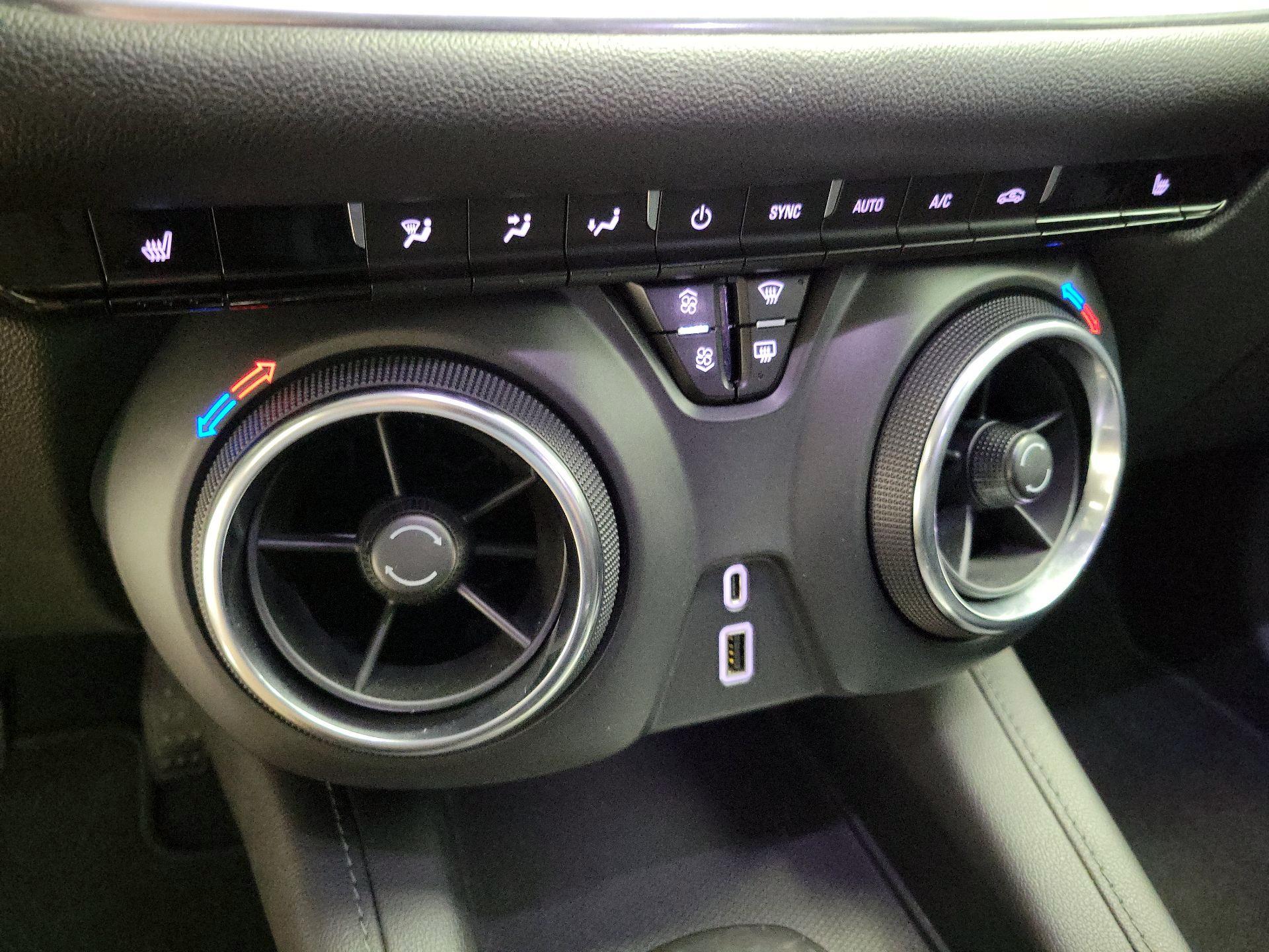 Thumbnail: 2019 Chevrolet Blazer - 17