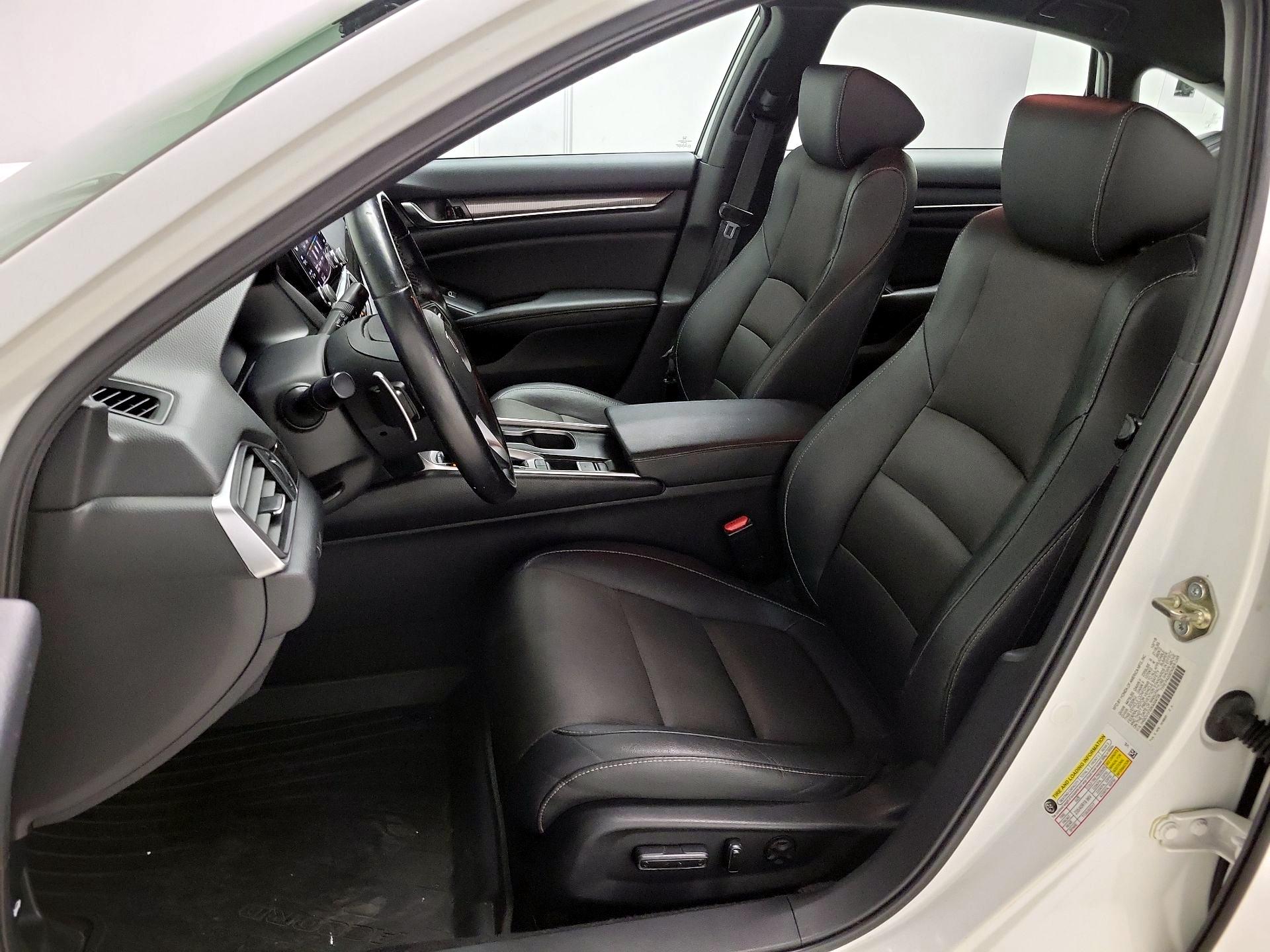 Thumbnail: 2019 Honda Accord - 11