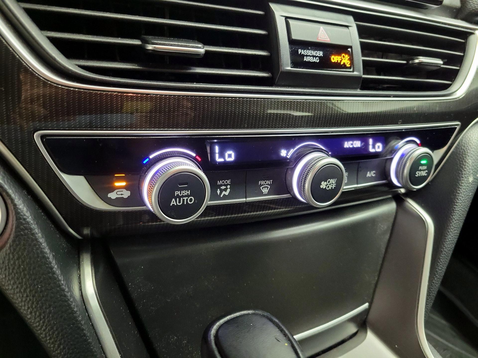 Thumbnail: 2019 Honda Accord - 17